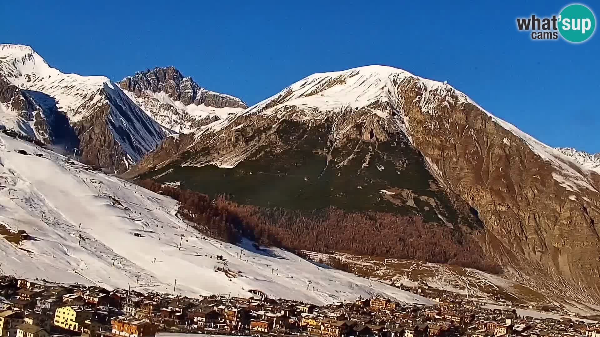 Spletna kamera Livigno panorama | pogled iz hotela Teola