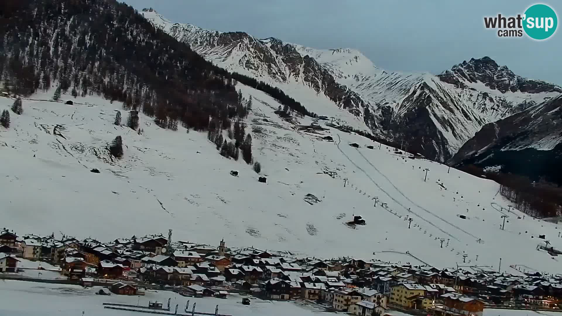 Neverovatna web kamera Livigno, panoramski pogled iz hotela Teola