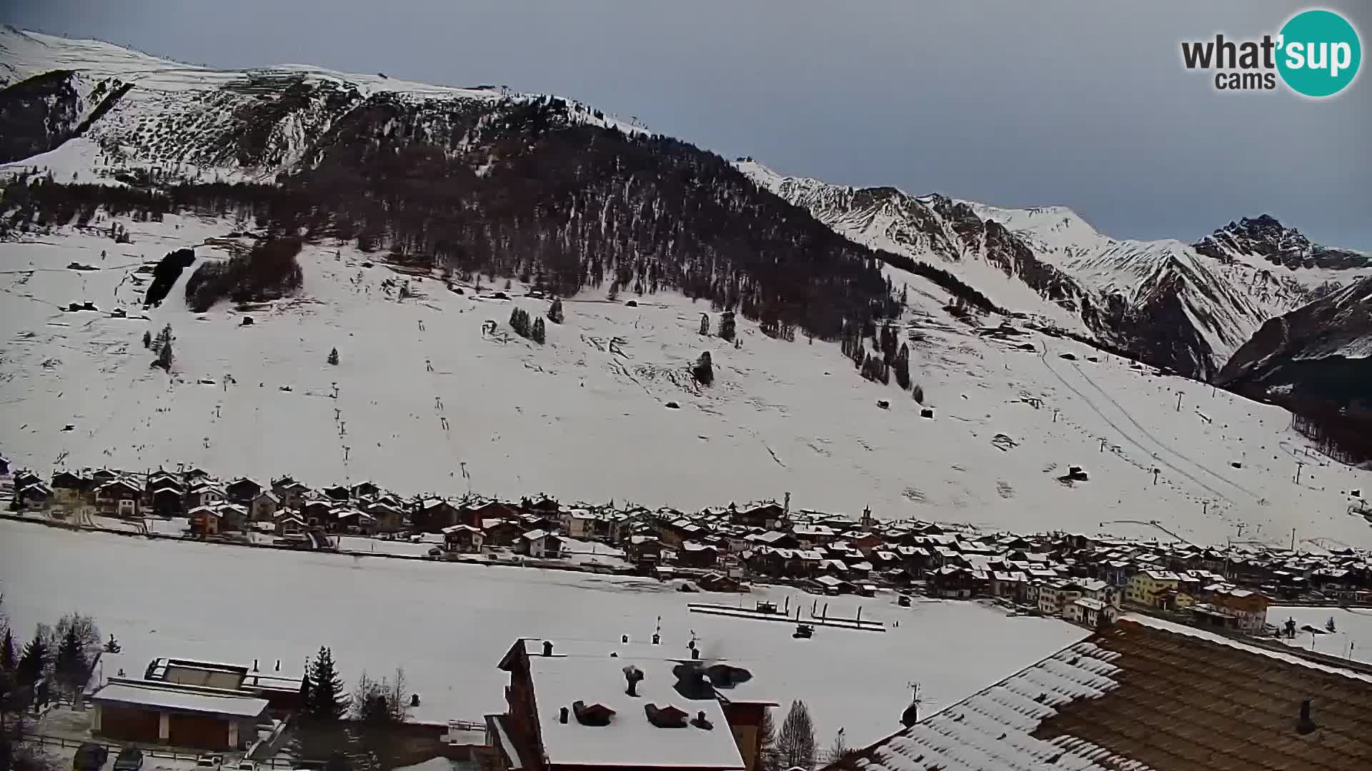 Spletna kamera Livigno panorama | pogled iz hotela Teola