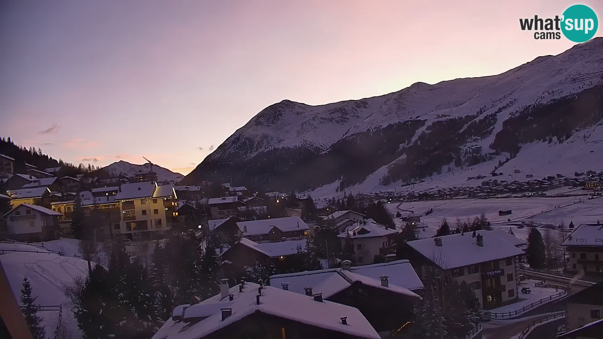 Neverovatna web kamera Livigno, panoramski pogled iz hotela Teola