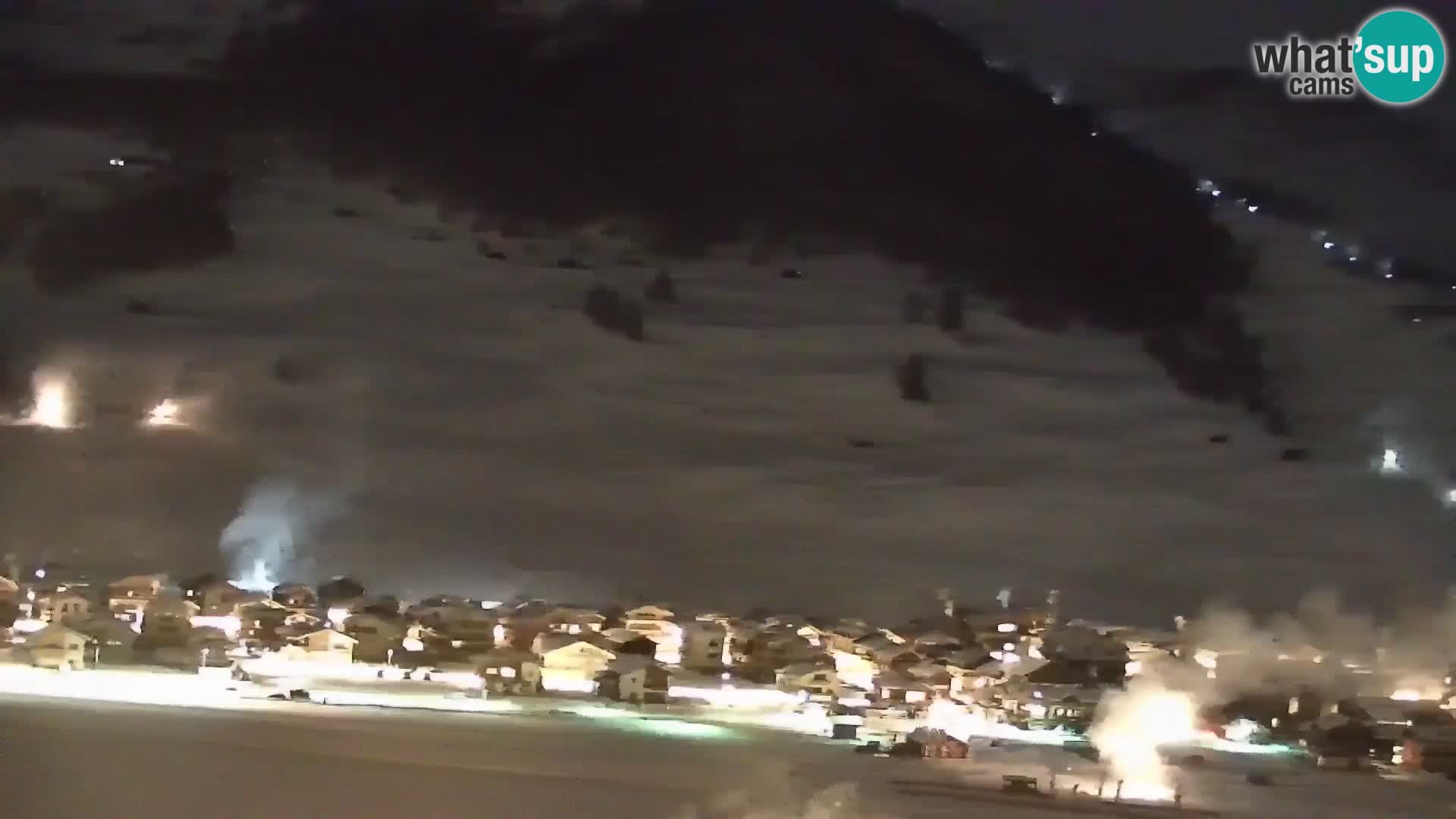 Neverjetna spletna kamera Livigno, panoramski pogled iz hotela Teola