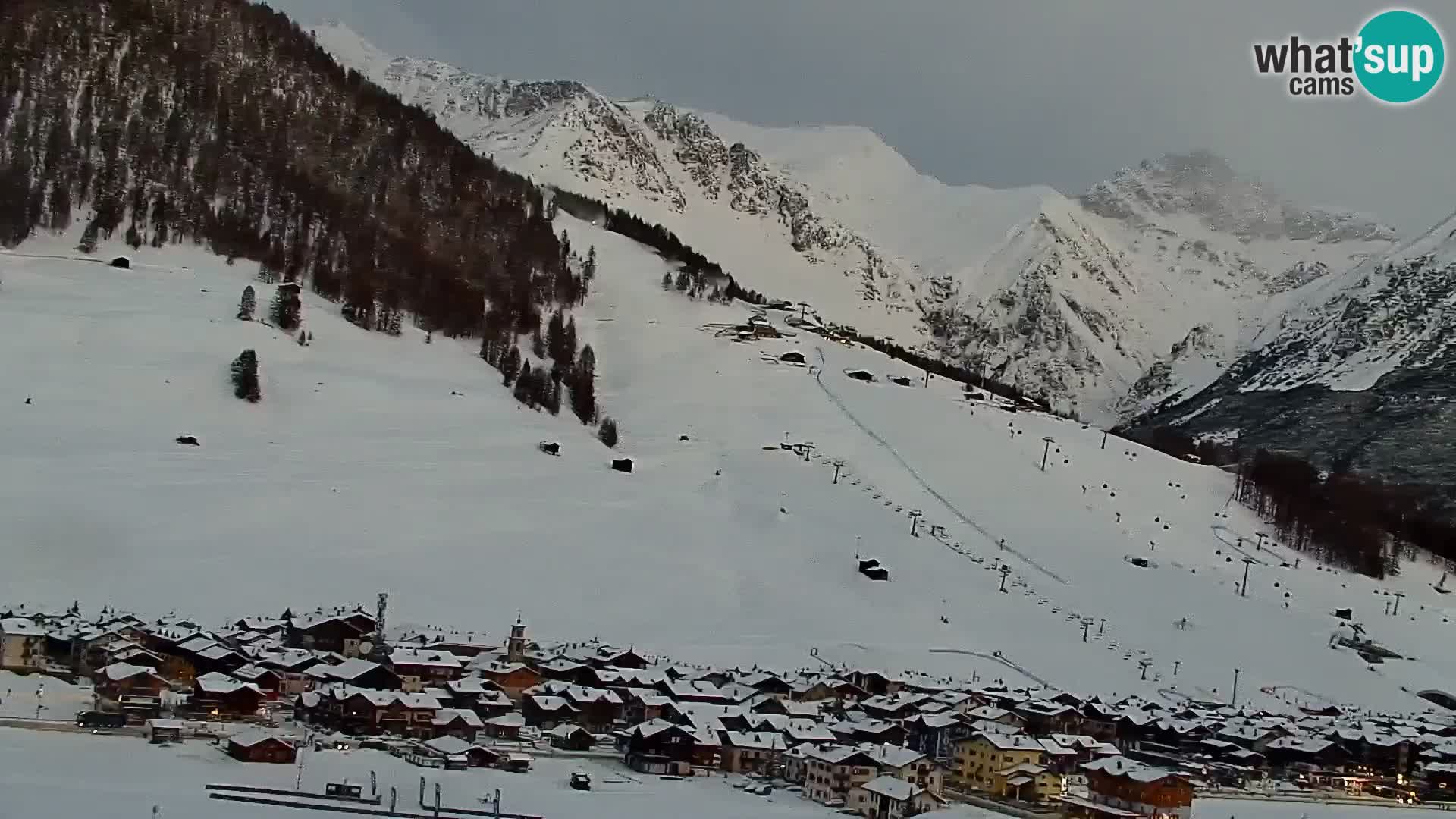 Superbe web camera Livigno, vue panoramique depuis l’hôtel Teola