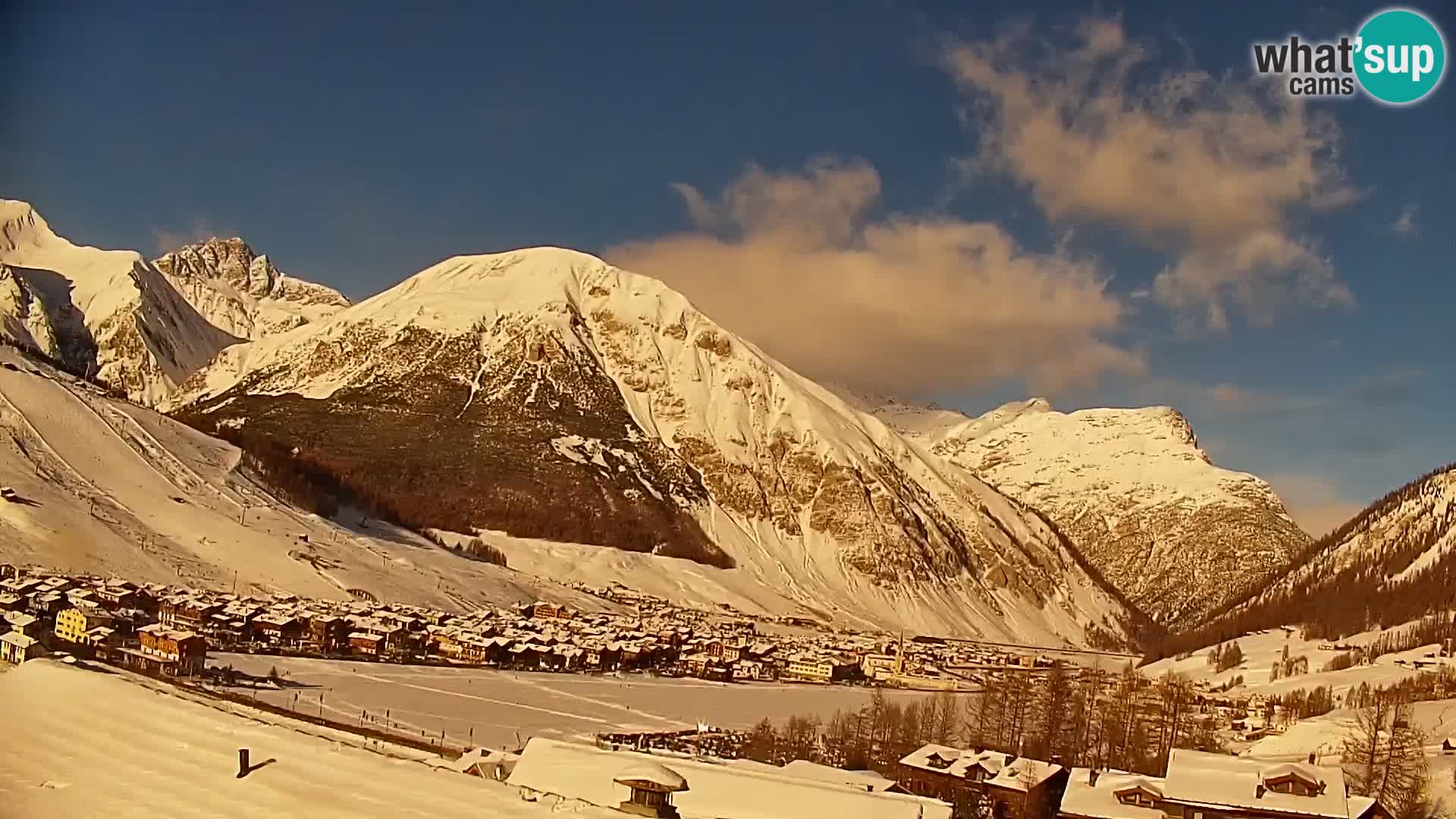 Spletna kamera Livigno panorama | pogled iz hotela Teola