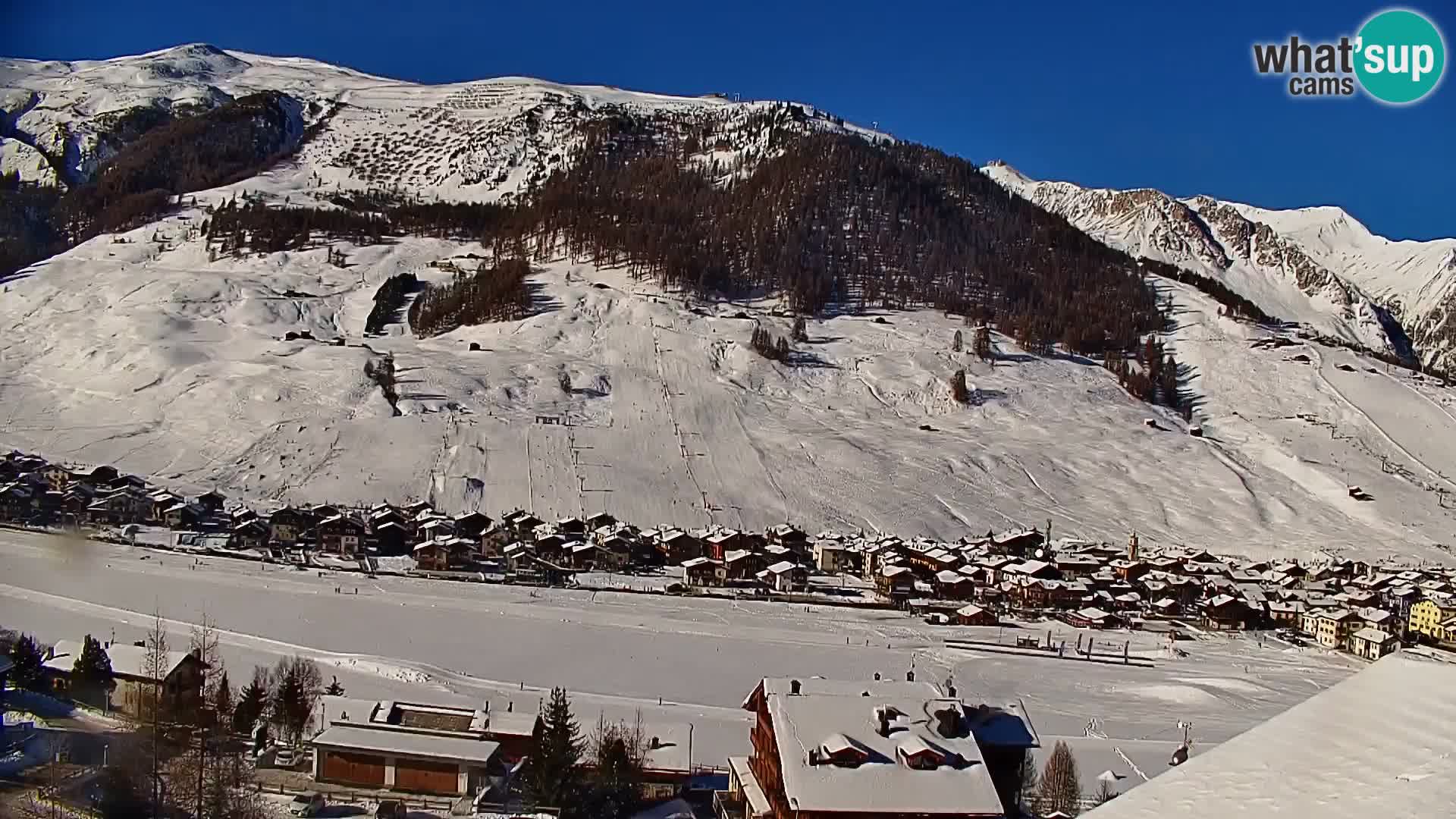 Spletna kamera Livigno panorama | pogled iz hotela Teola