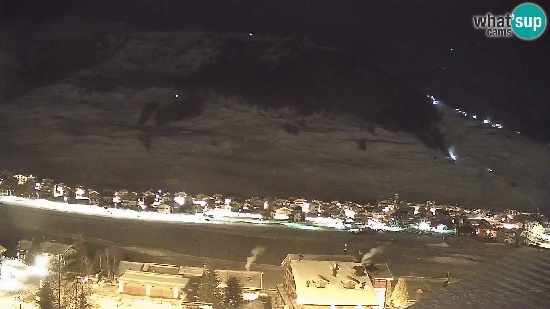 Spletna kamera Livigno panorama | pogled iz hotela Teola