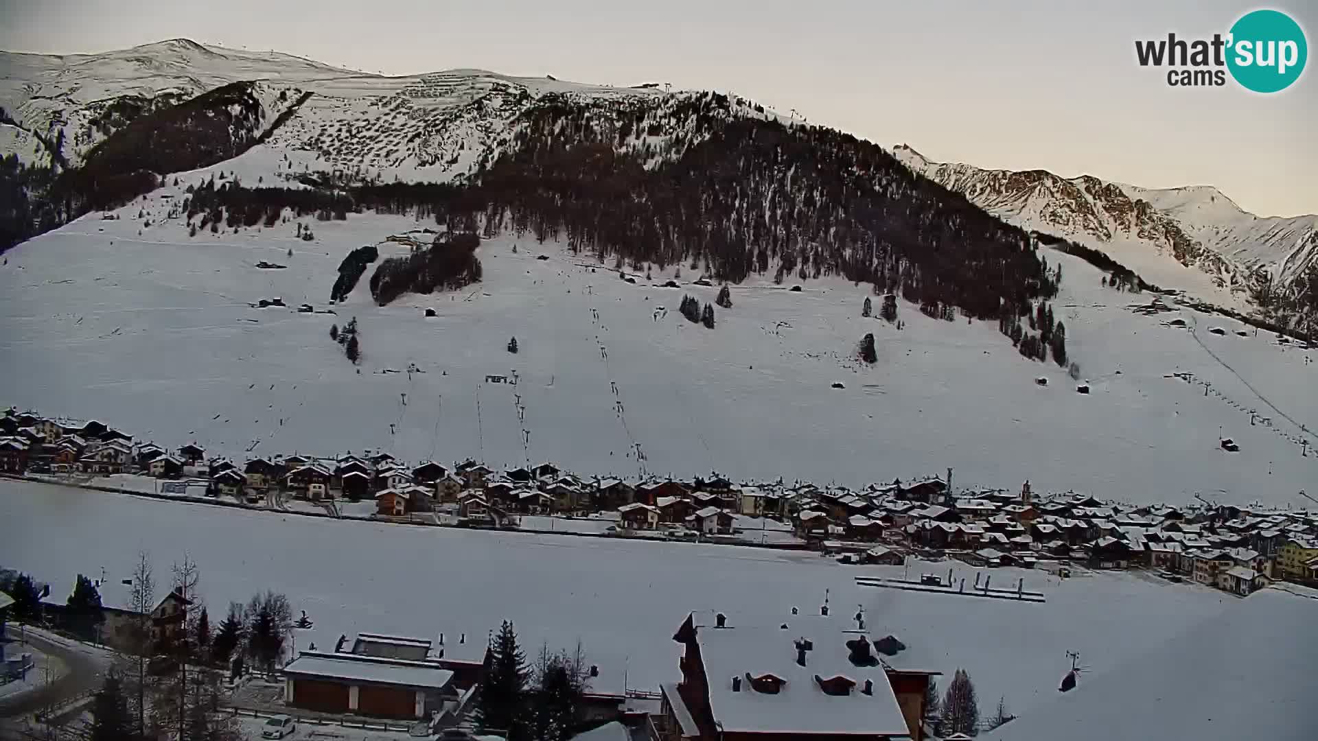 Superbe web camera Livigno, vue panoramique depuis l’hôtel Teola