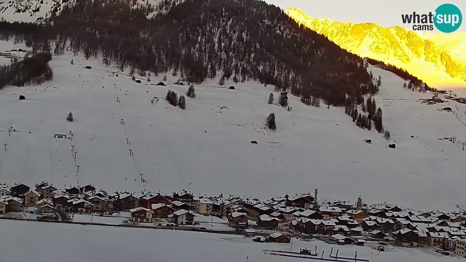 Superbe web camera Livigno, vue panoramique depuis l’hôtel Teola