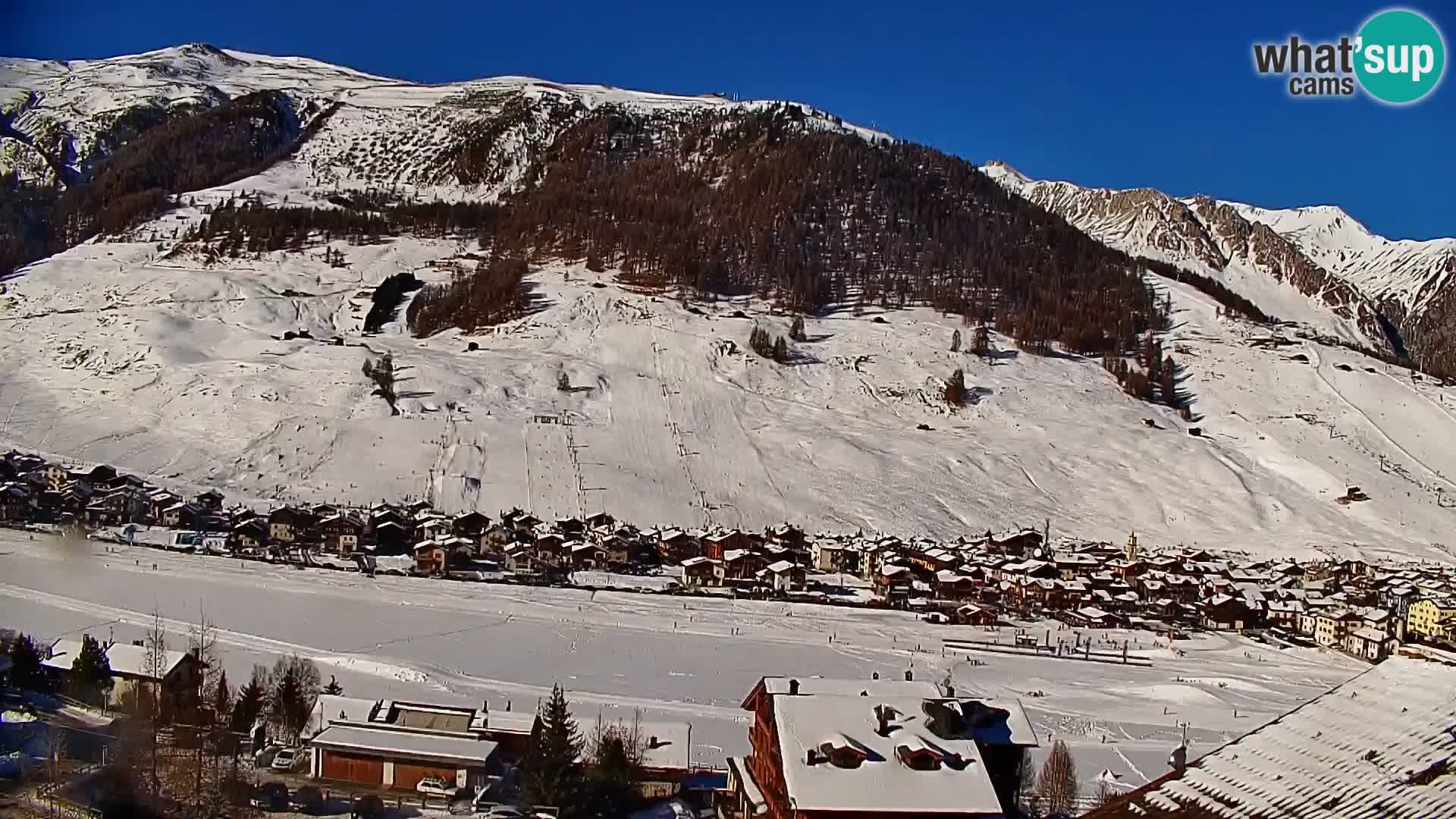 Amazing webcam Livigno, panoramic view from hotel Teola