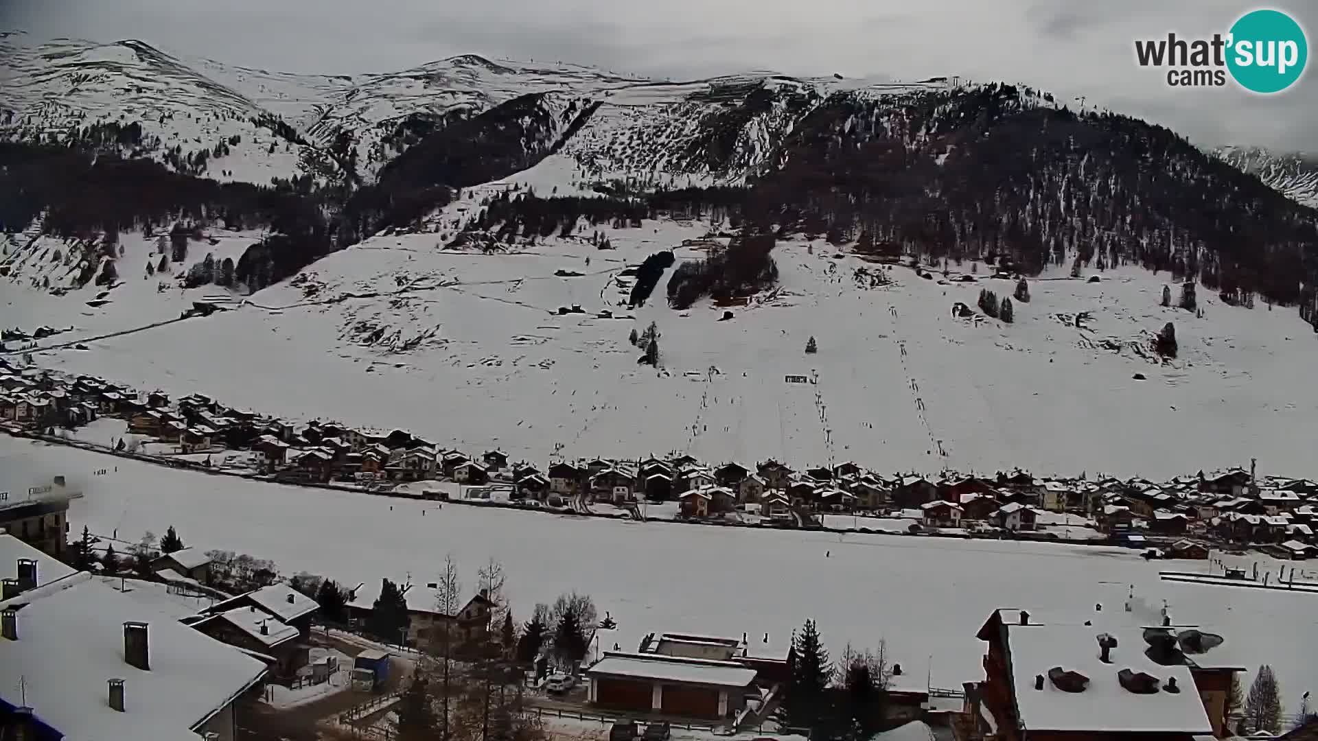 Amazing webcam Livigno, panoramic view from hotel Teola