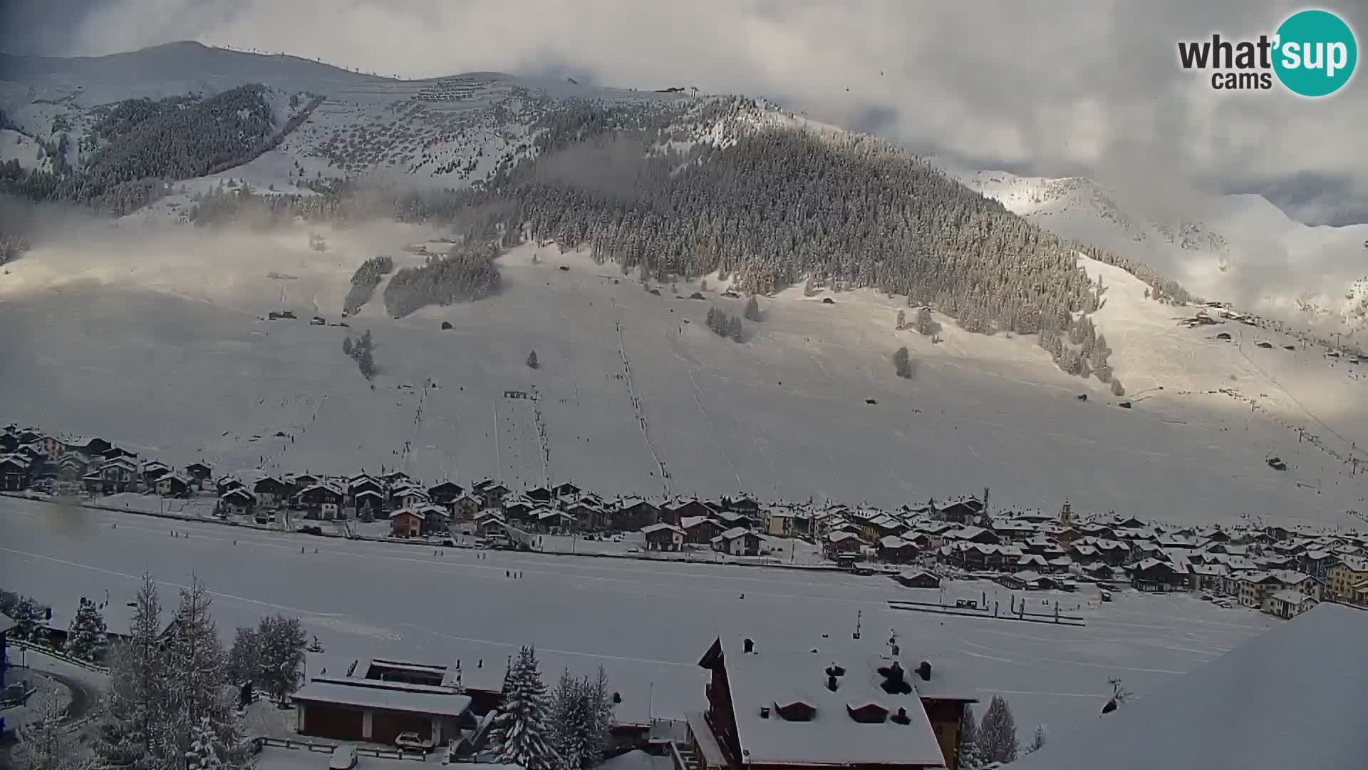 Neverovatna web kamera Livigno, panoramski pogled iz hotela Teola