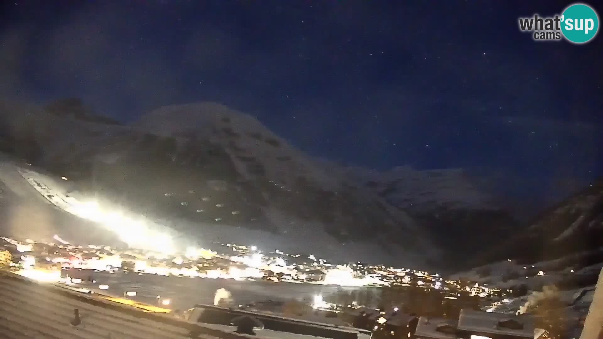 Spletna kamera Livigno panorama | pogled iz hotela Teola