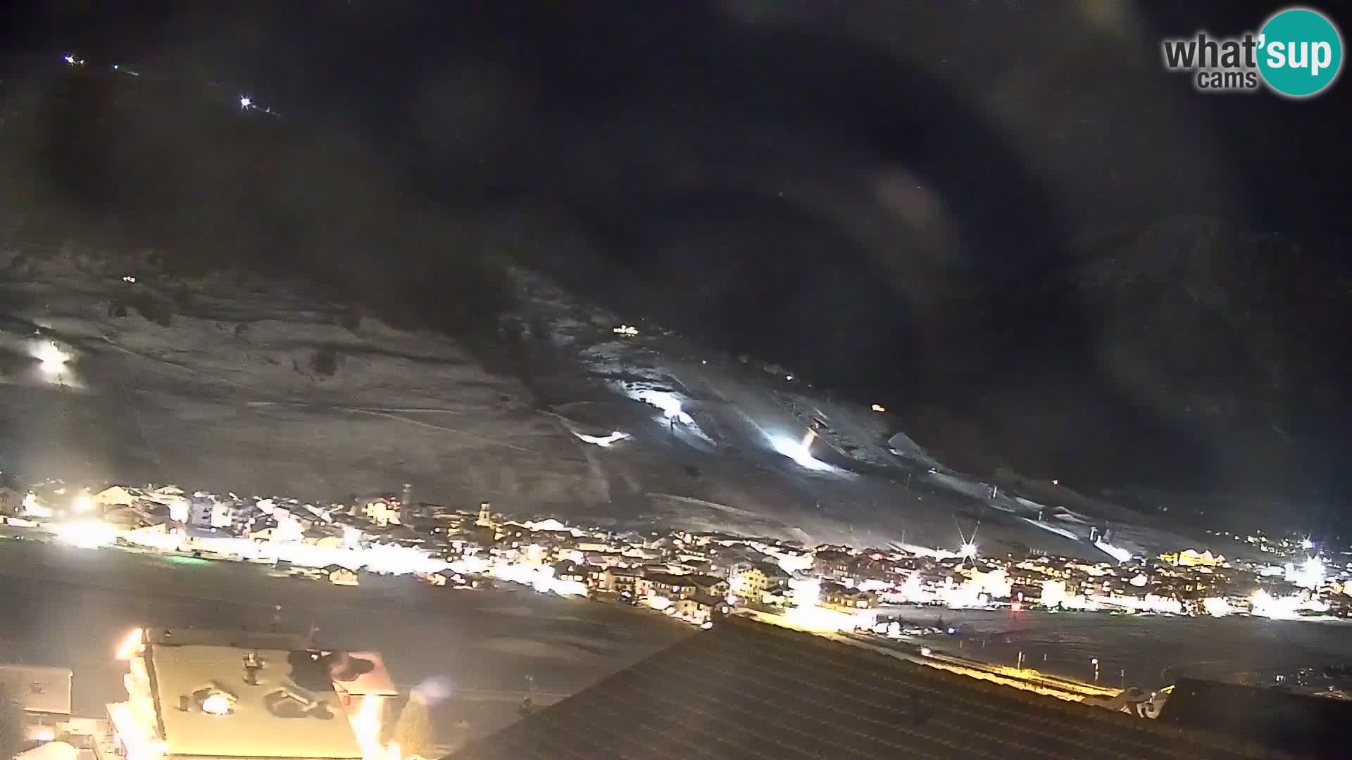 Spletna kamera Livigno panorama | pogled iz hotela Teola