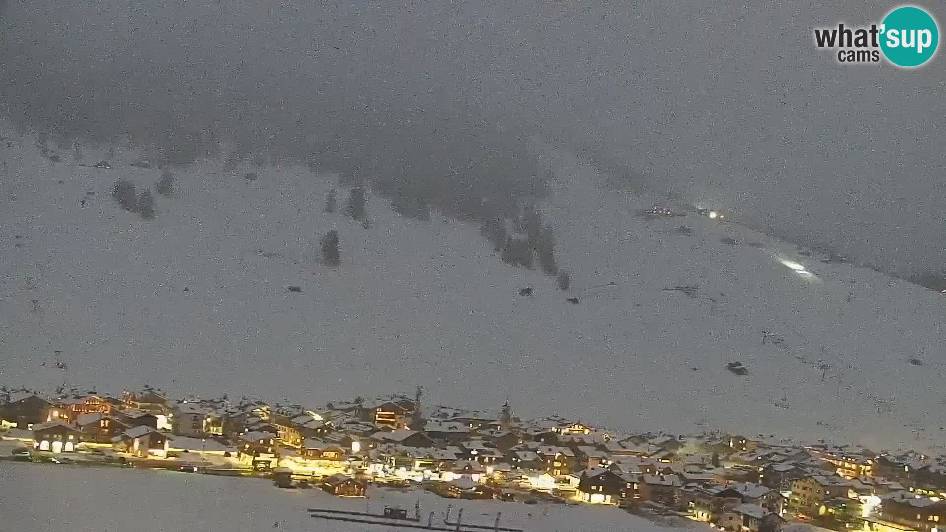 Spletna kamera Livigno panorama | pogled iz hotela Teola