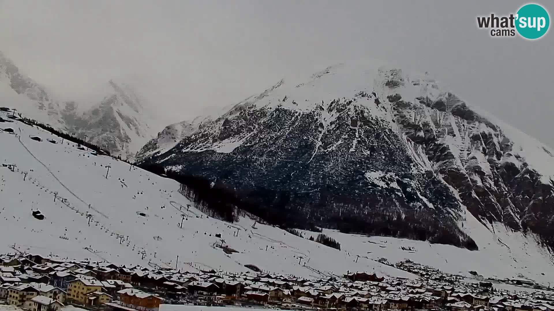 Spletna kamera Livigno panorama | pogled iz hotela Teola