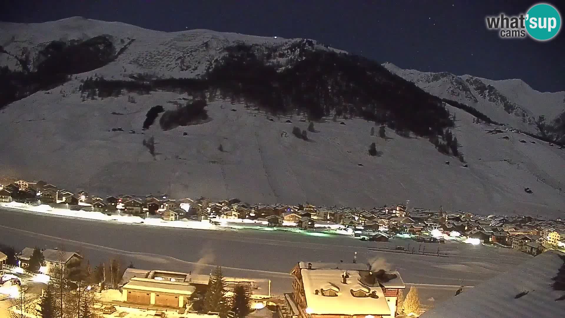 Spletna kamera Livigno panorama | pogled iz hotela Teola