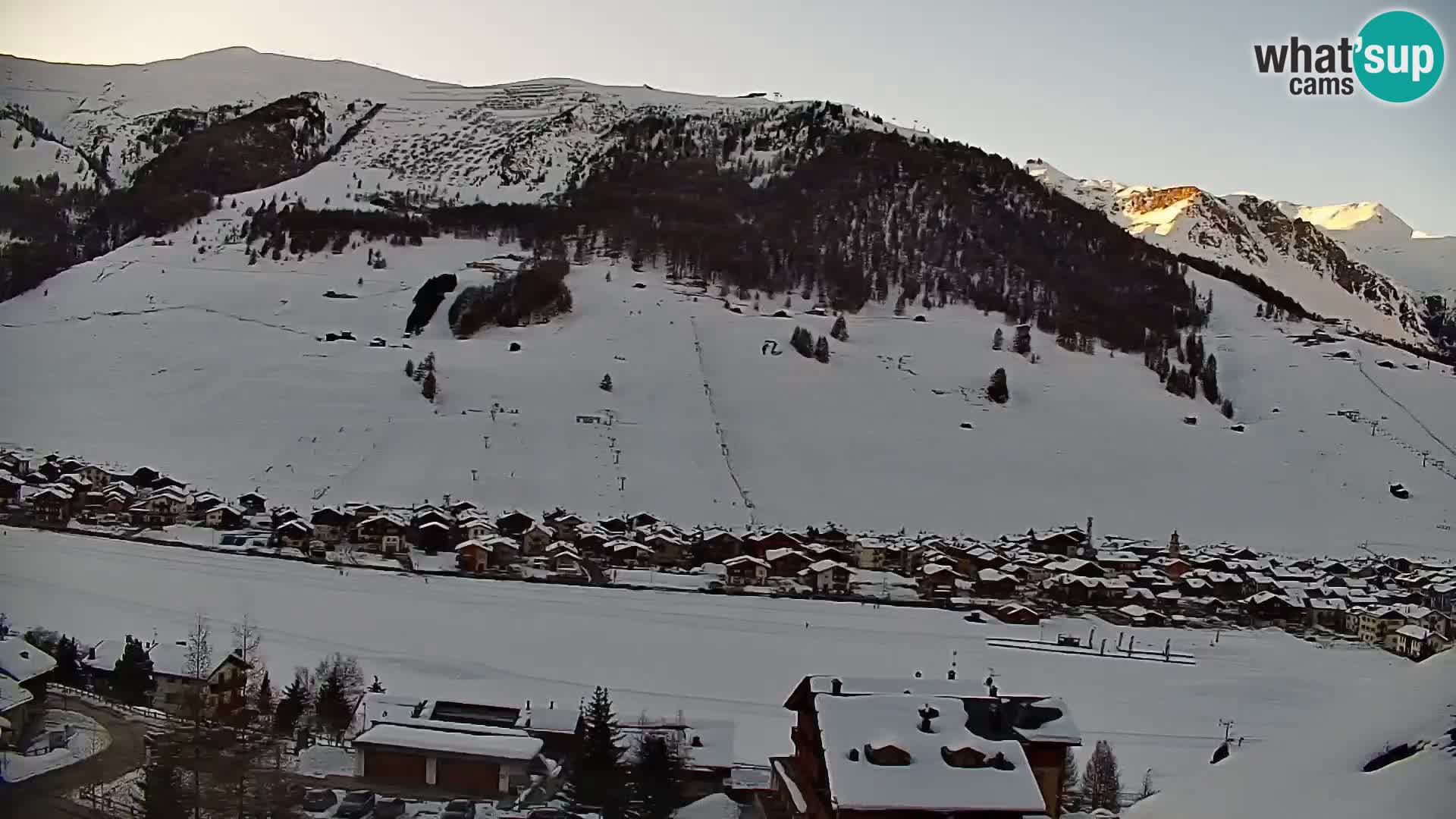 Neverovatna web kamera Livigno, panoramski pogled iz hotela Teola