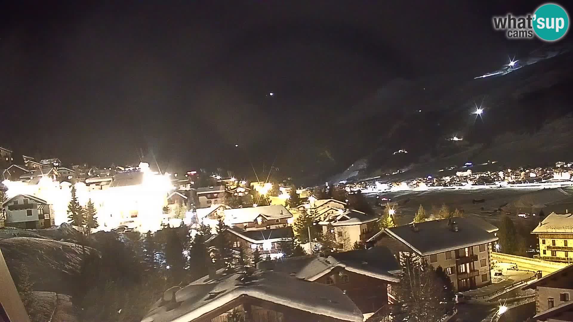 Neverovatna web kamera Livigno, panoramski pogled iz hotela Teola