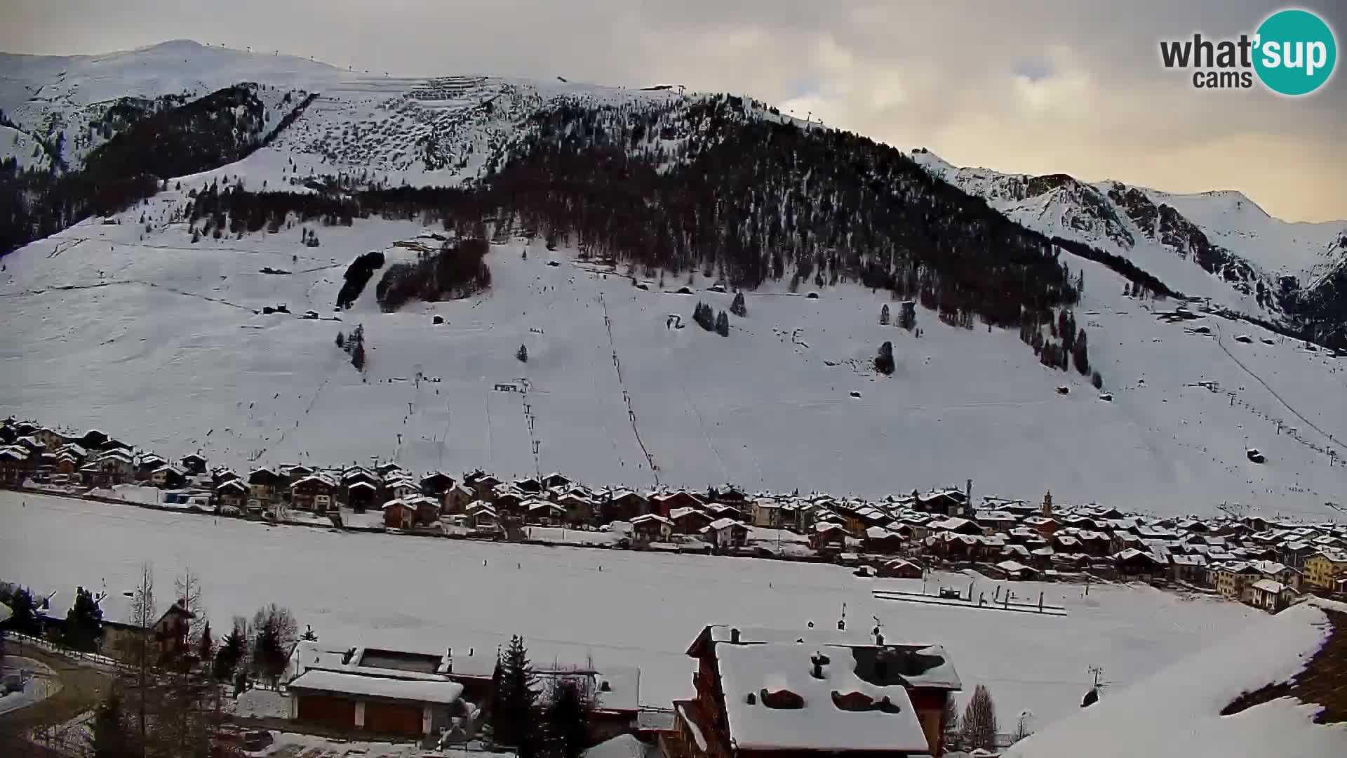 Neverovatna web kamera Livigno, panoramski pogled iz hotela Teola