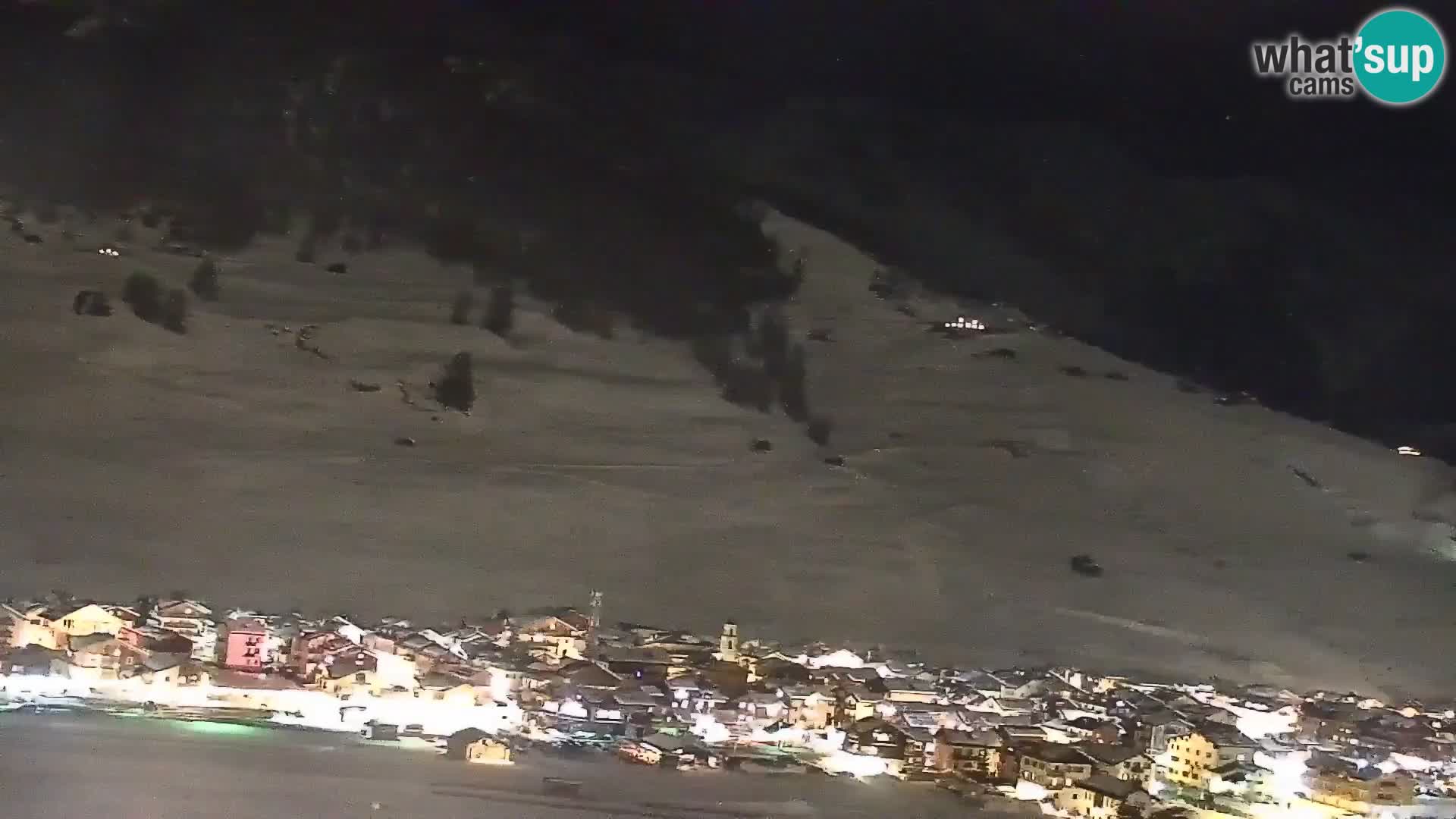 Spletna kamera Livigno panorama | pogled iz hotela Teola