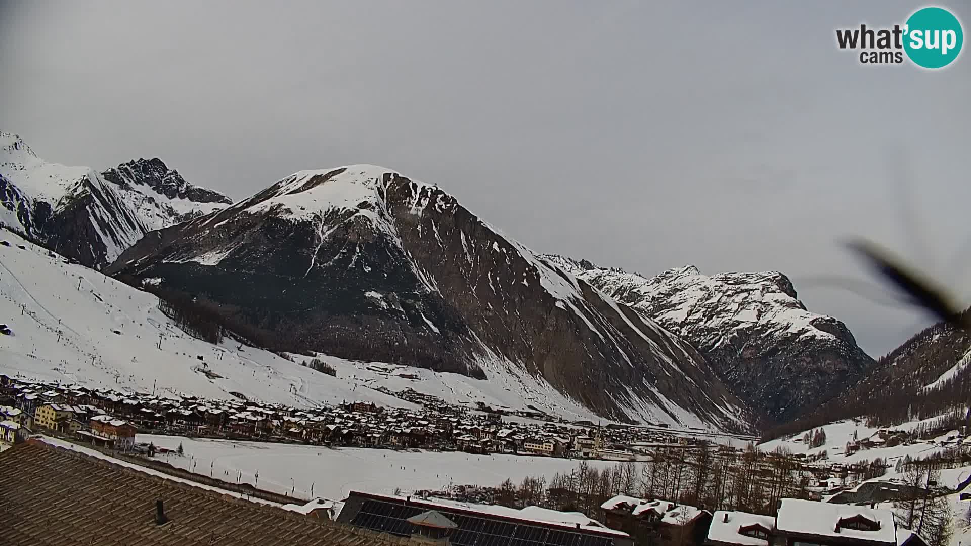 Spletna kamera Livigno panorama | pogled iz hotela Teola