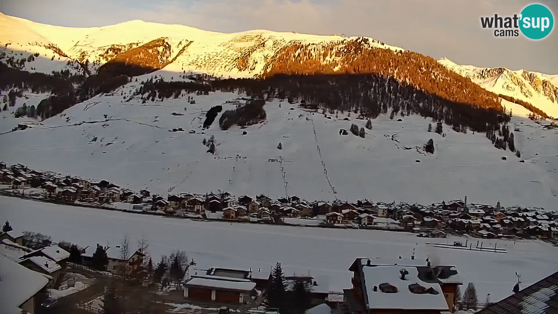 Neverovatna web kamera Livigno, panoramski pogled iz hotela Teola