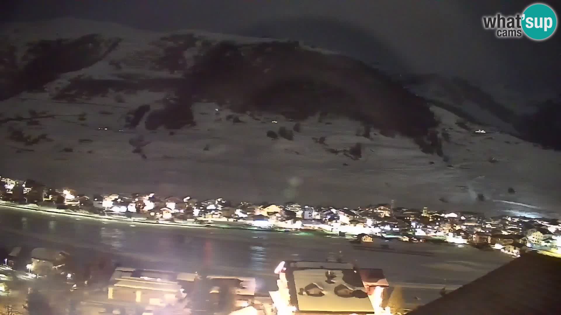 Amazing webcam Livigno, panoramic view from hotel Teola