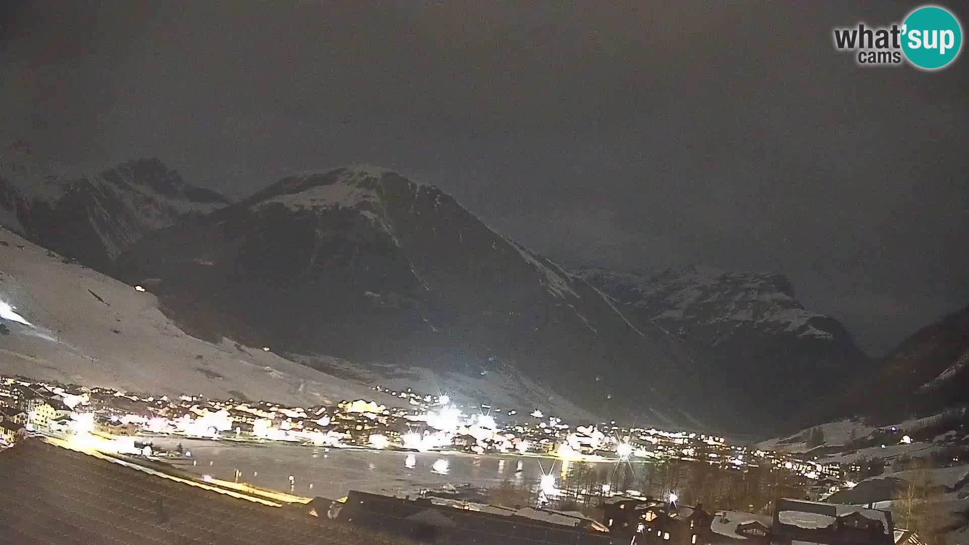 Amazing webcam Livigno, panoramic view from hotel Teola