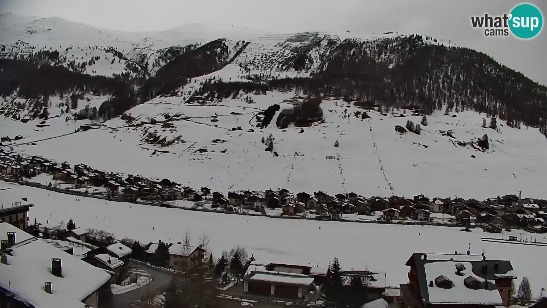 Spletna kamera Livigno panorama | pogled iz hotela Teola