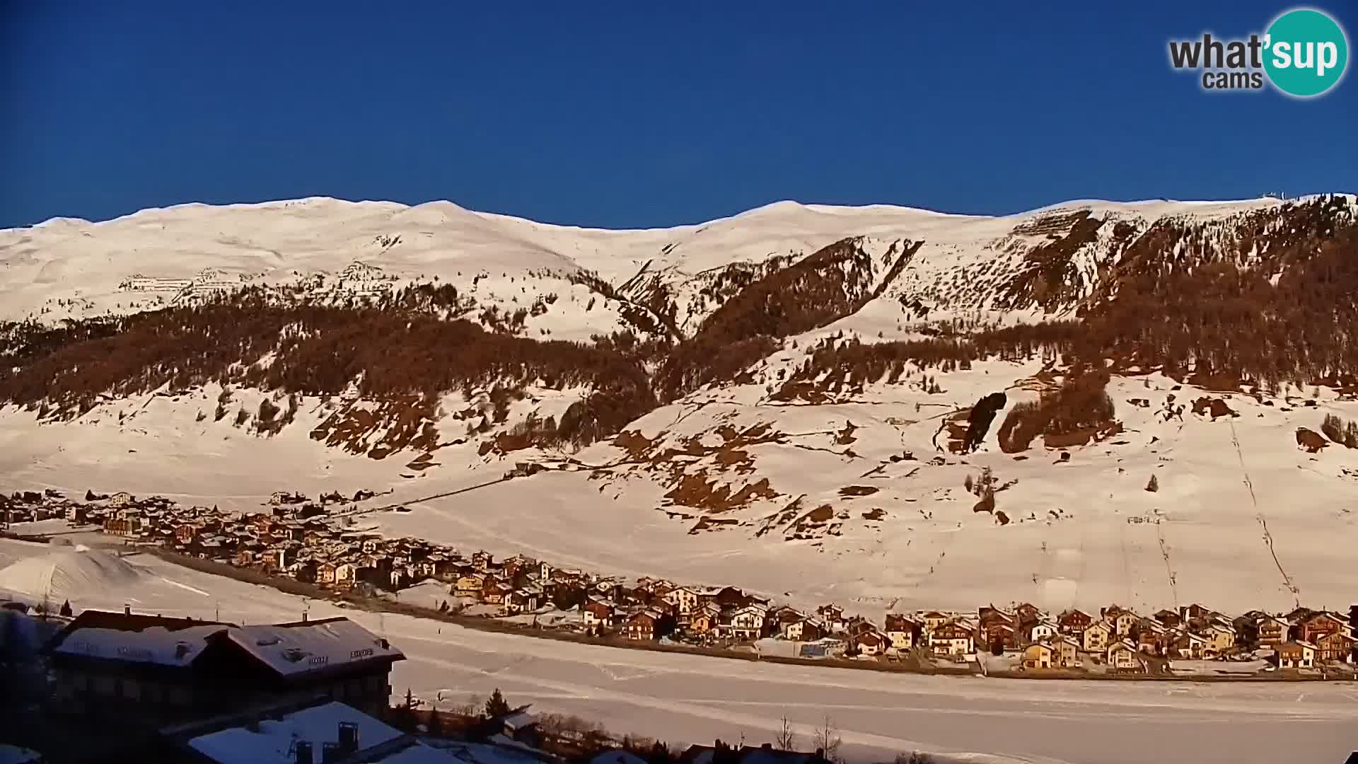 Superbe web camera Livigno, vue panoramique depuis l’hôtel Teola