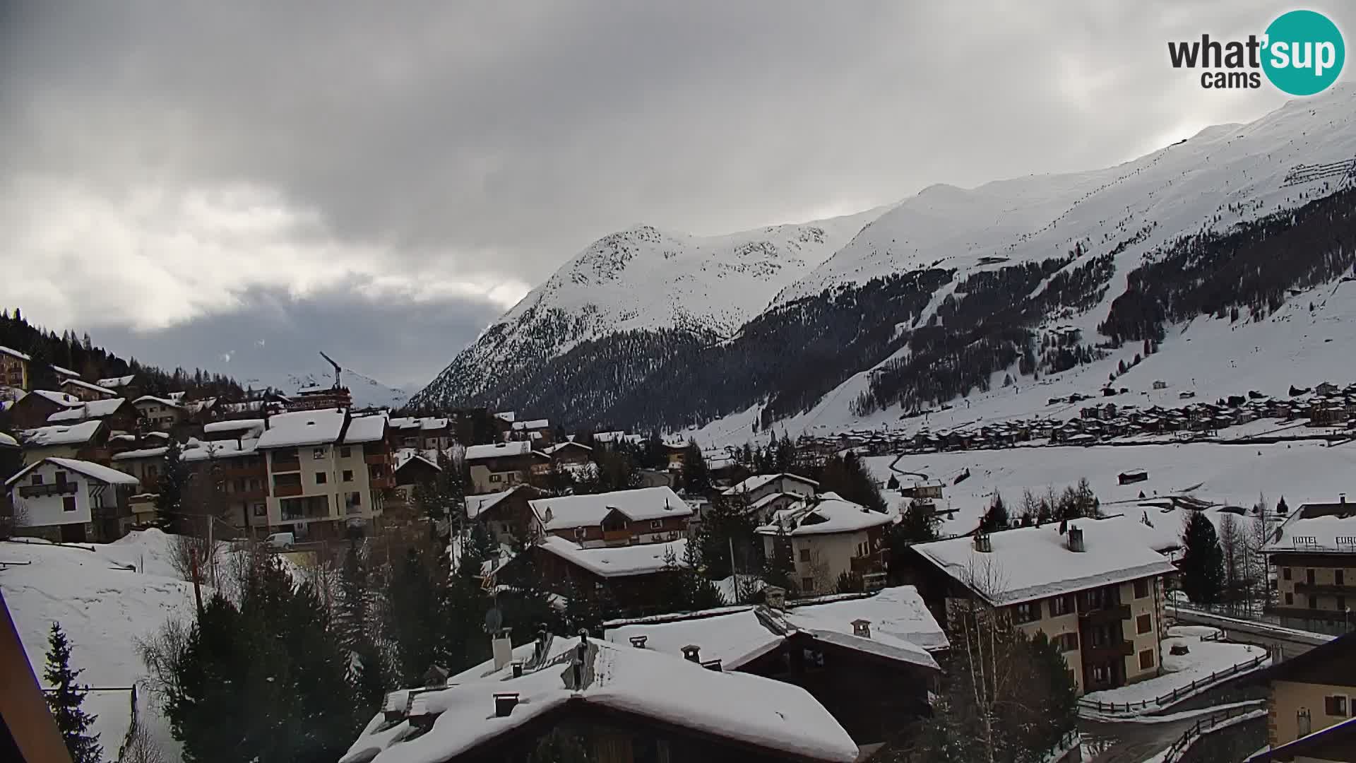 Superbe web camera Livigno, vue panoramique depuis l’hôtel Teola