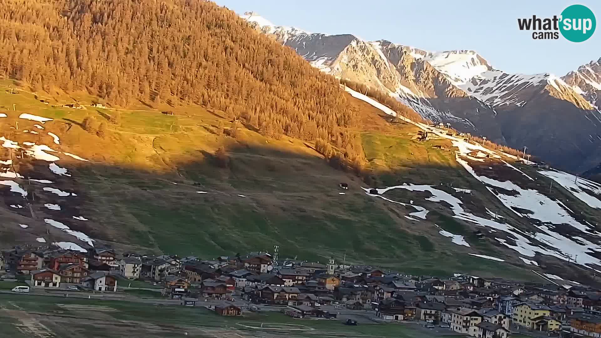 Neverovatna web kamera Livigno, panoramski pogled iz hotela Teola