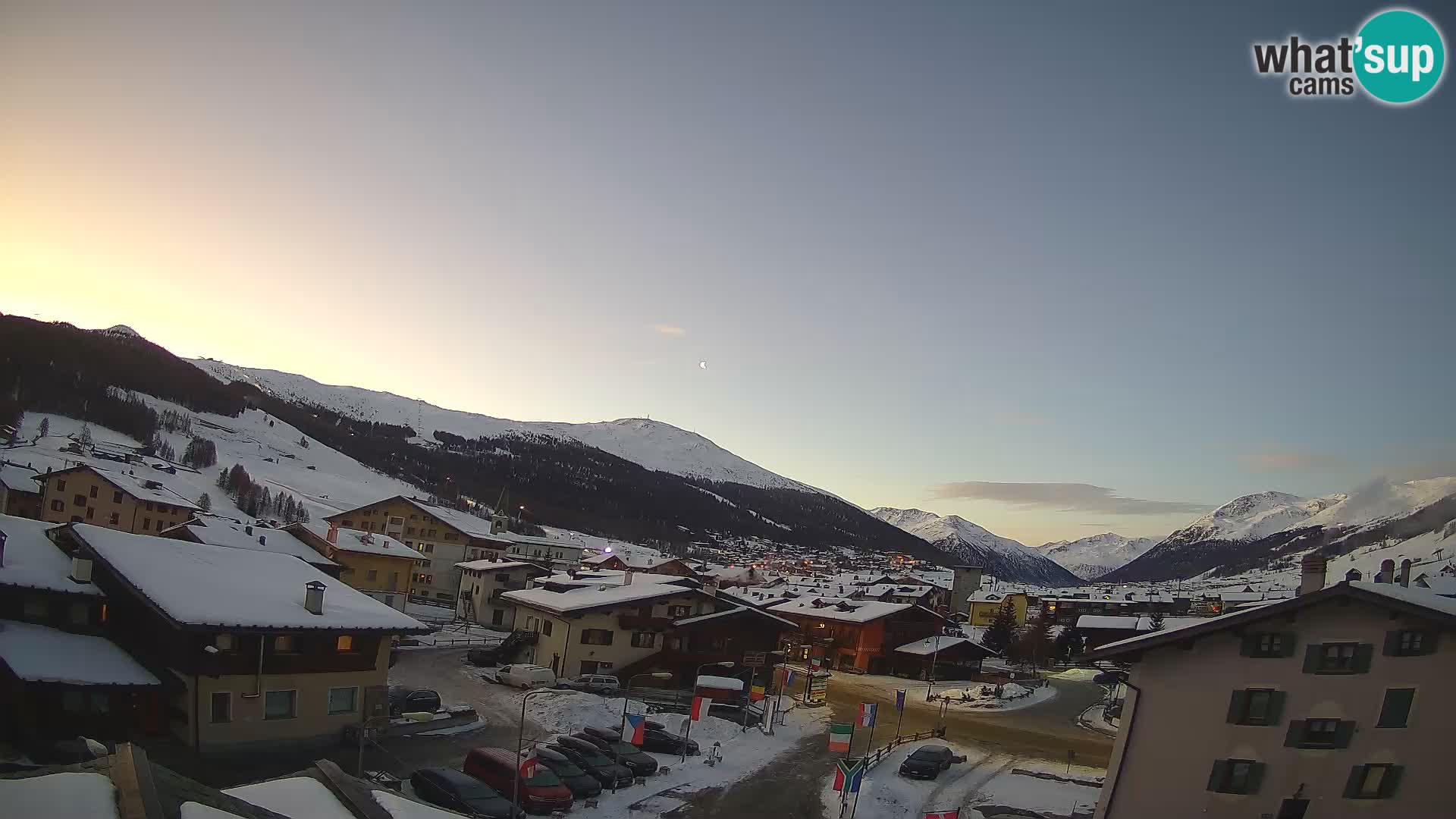 LIVIGNO weather webcam | city view