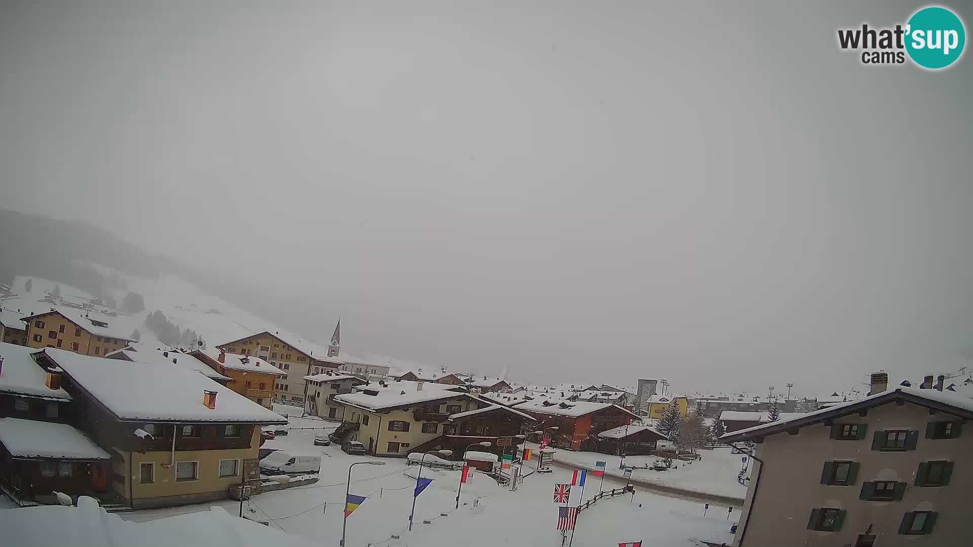 LIVIGNO weather webcam | city view