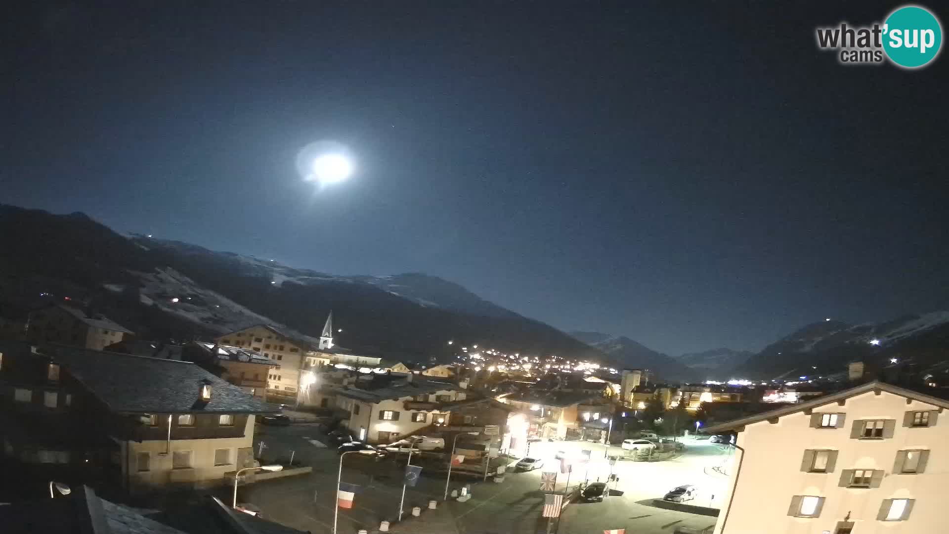 LIVIGNO weather webcam | city view