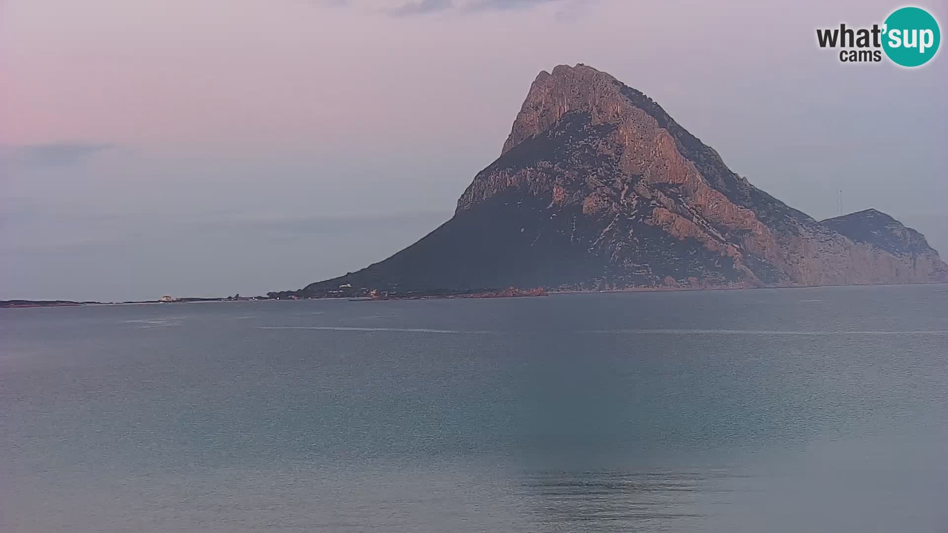 Spletna kamera Loiri porto San Paolo – Porto Taverna v živo Sardinija – Italija