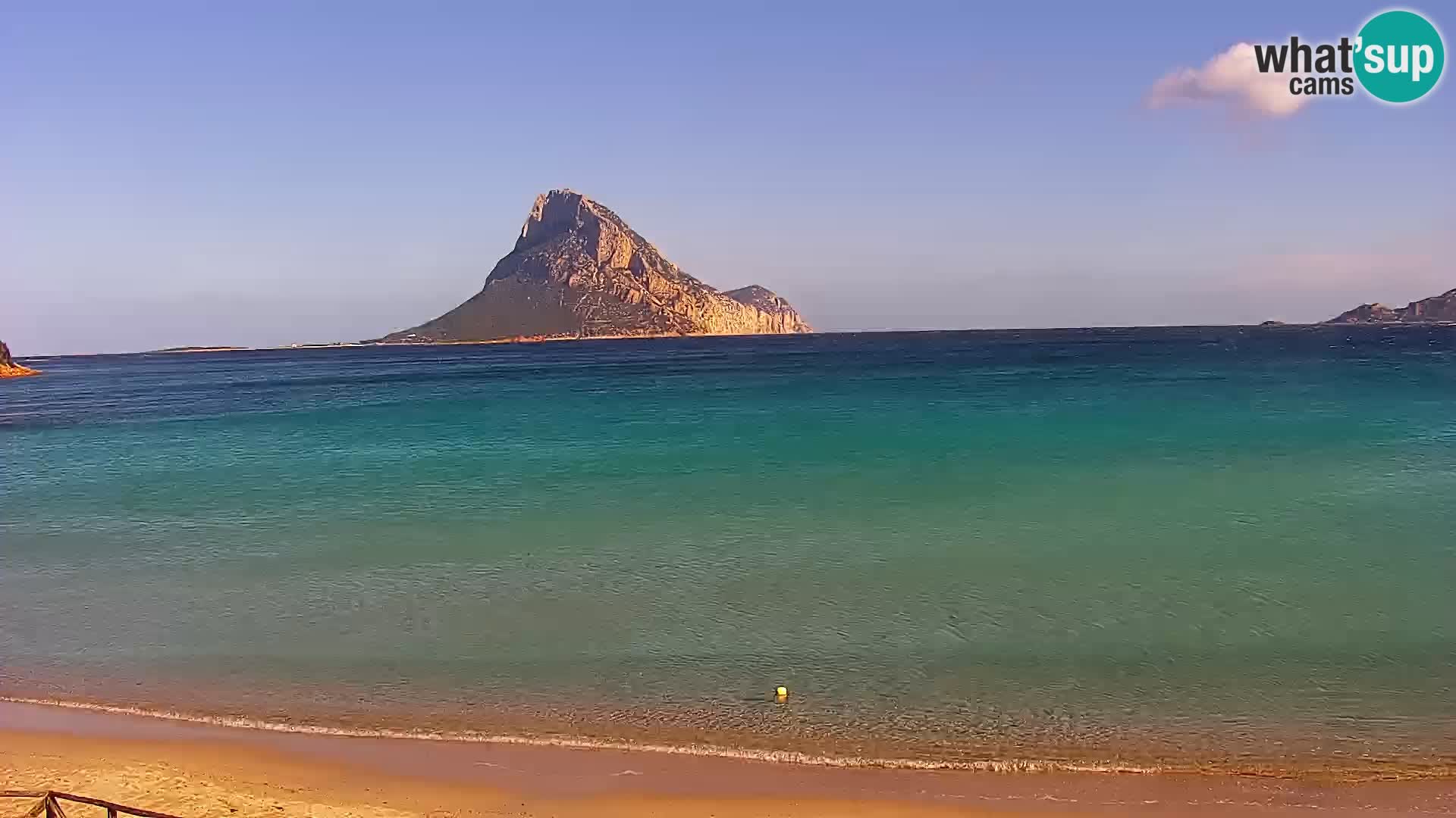 Spletna kamera Loiri porto San Paolo – Porto Taverna v živo Sardinija – Italija