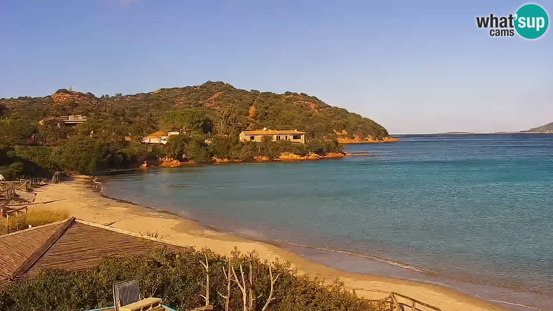 Spletna kamera Loiri porto San Paolo – Porto Taverna v živo Sardinija – Italija