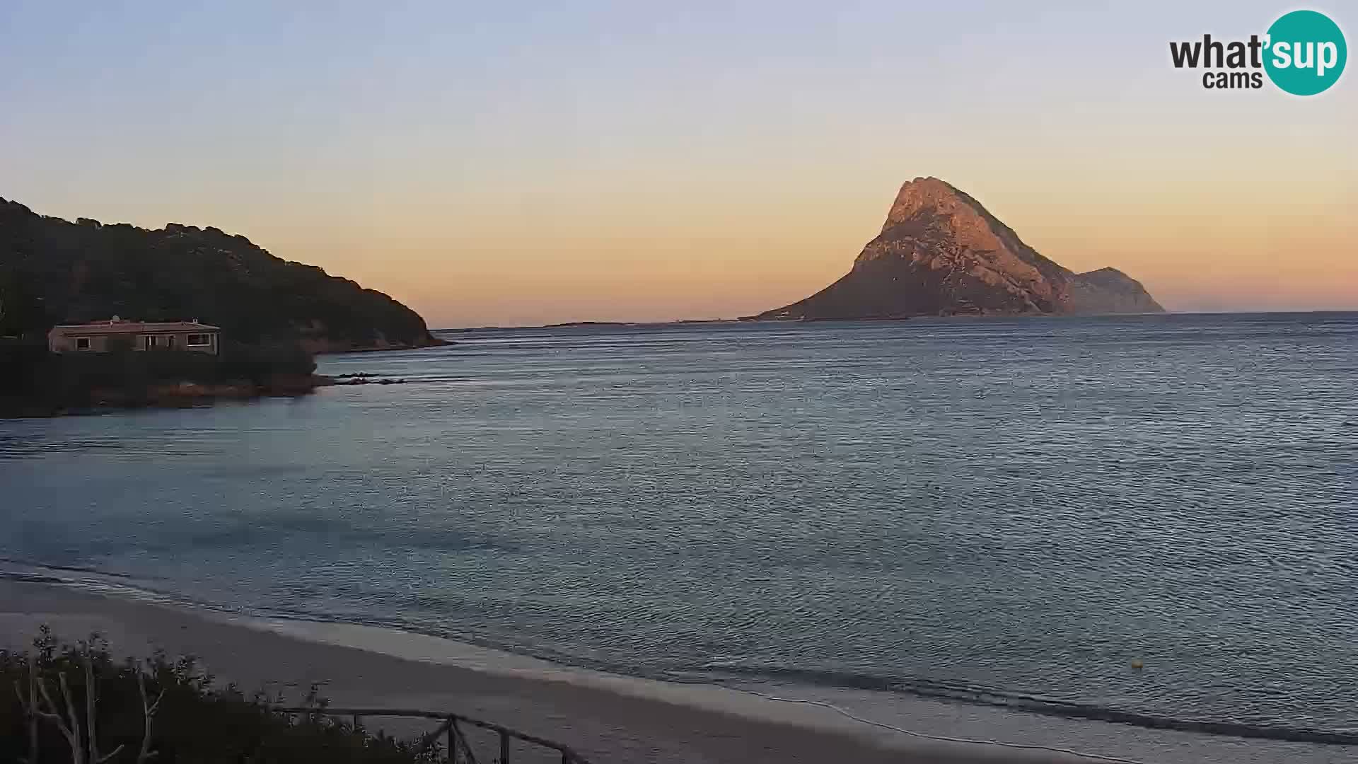 Live Webcam Loiri porto San Paolo – Porto Taverna Livecam Sardinien – Italien