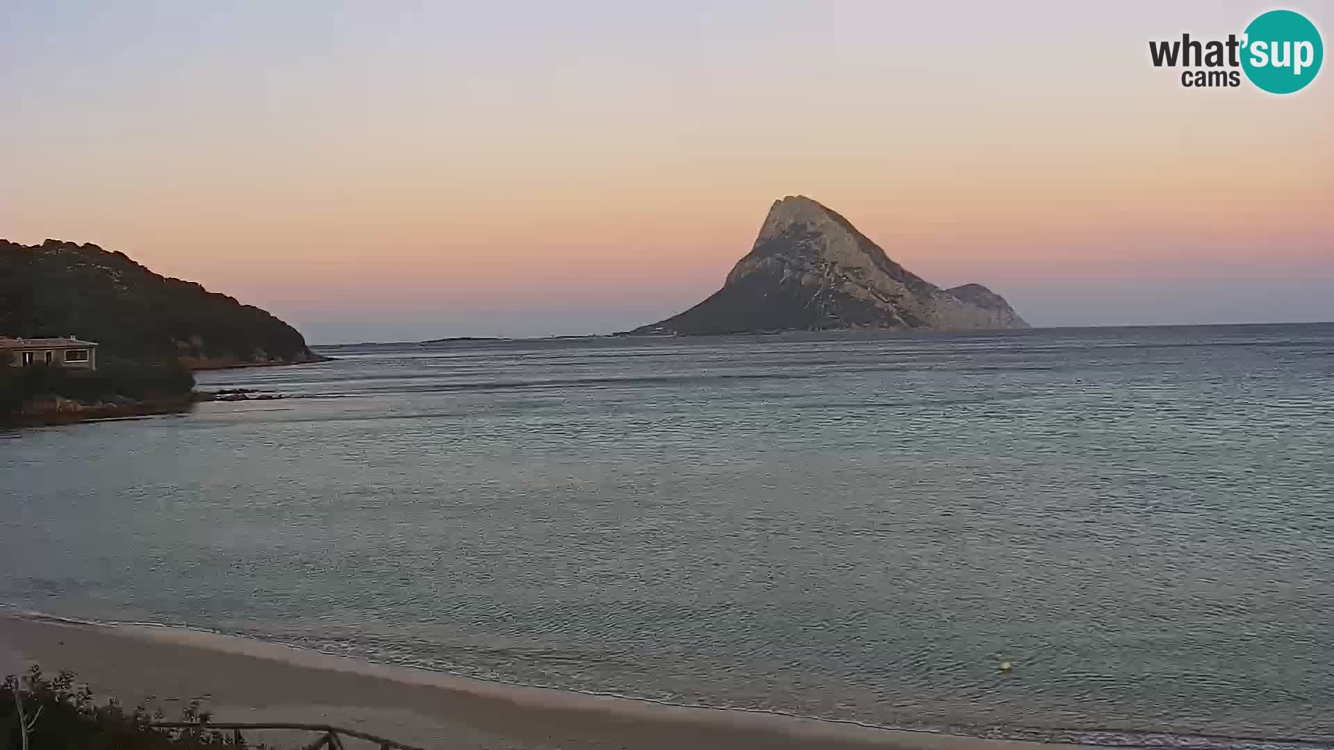 Live Webcam Loiri porto San Paolo – Porto Taverna Livecam Sardinien – Italien