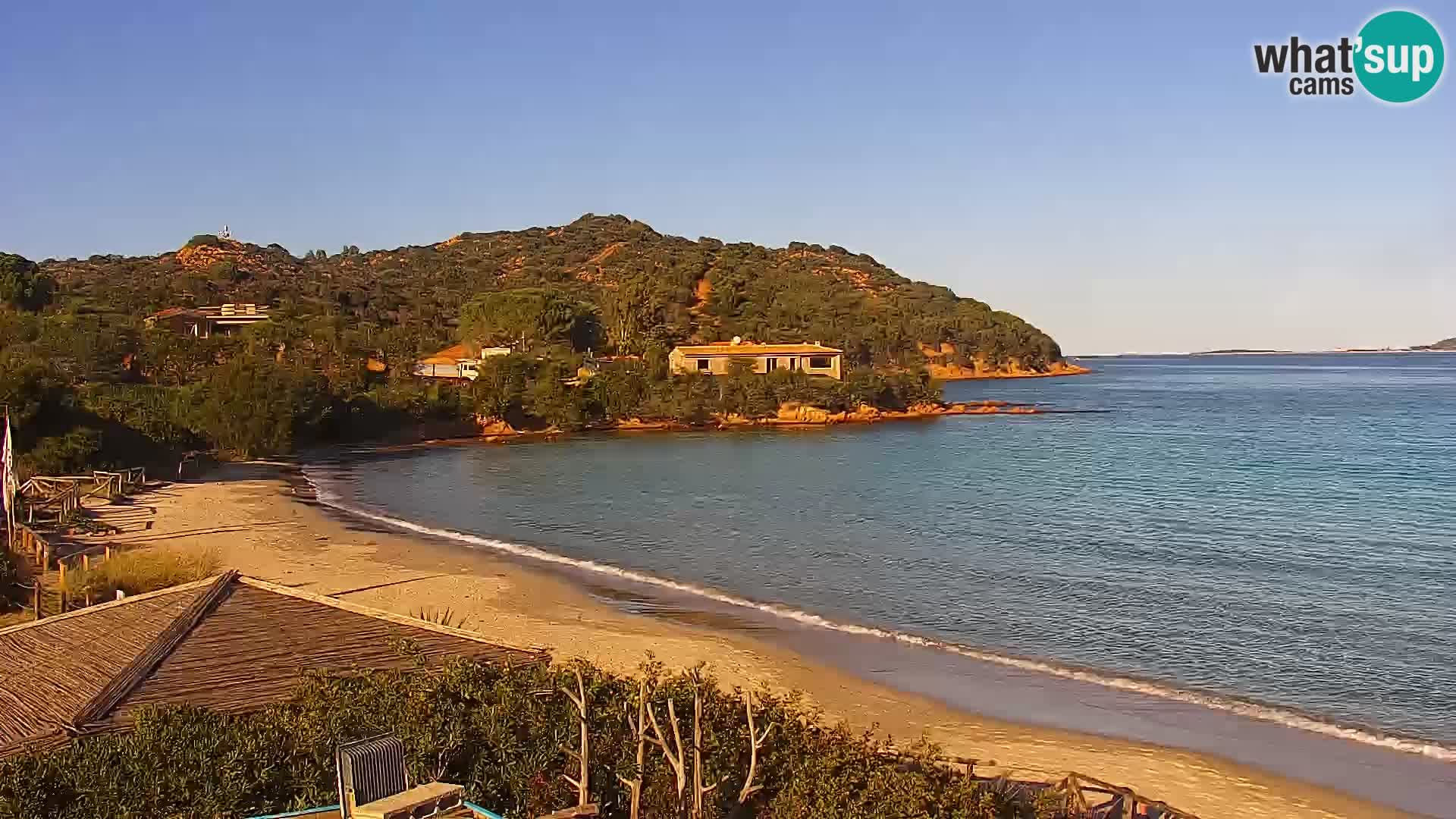 Spletna kamera Loiri porto San Paolo – Porto Taverna v živo Sardinija – Italija