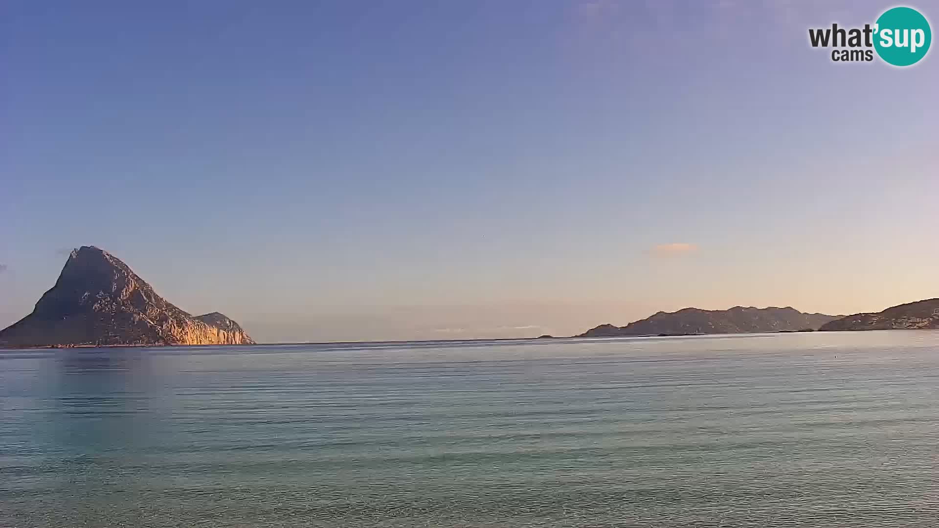 Web kamera Loiri porto San Paolo – Porto Taverna u uživo Sardinija – Italija