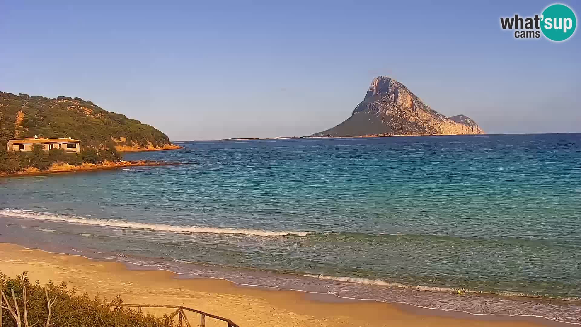 Web kamera Loiri porto San Paolo – Porto Taverna u uživo Sardinija – Italija