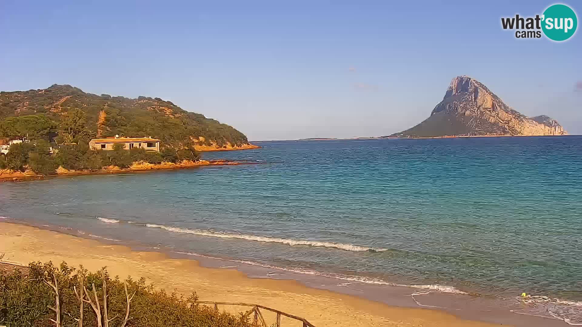 Web kamera Loiri porto San Paolo – Porto Taverna u uživo Sardinija – Italija