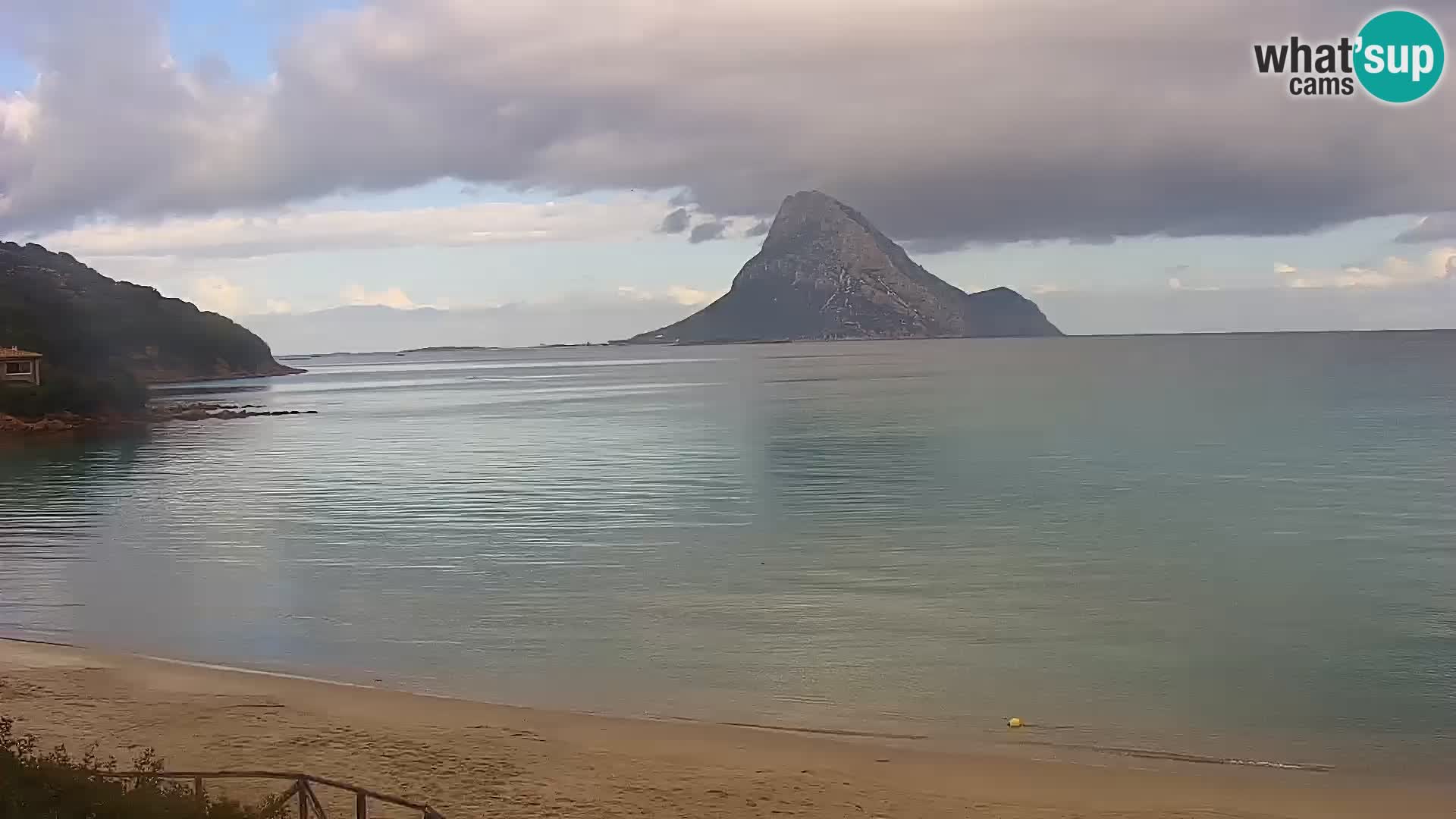 Spletna kamera Loiri porto San Paolo – Porto Taverna v živo Sardinija – Italija