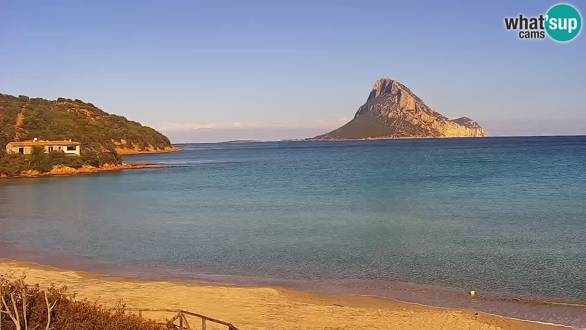 Porto Taverna Webcam – Loiri live cam Porto San Paolo – Sardinia – Italy