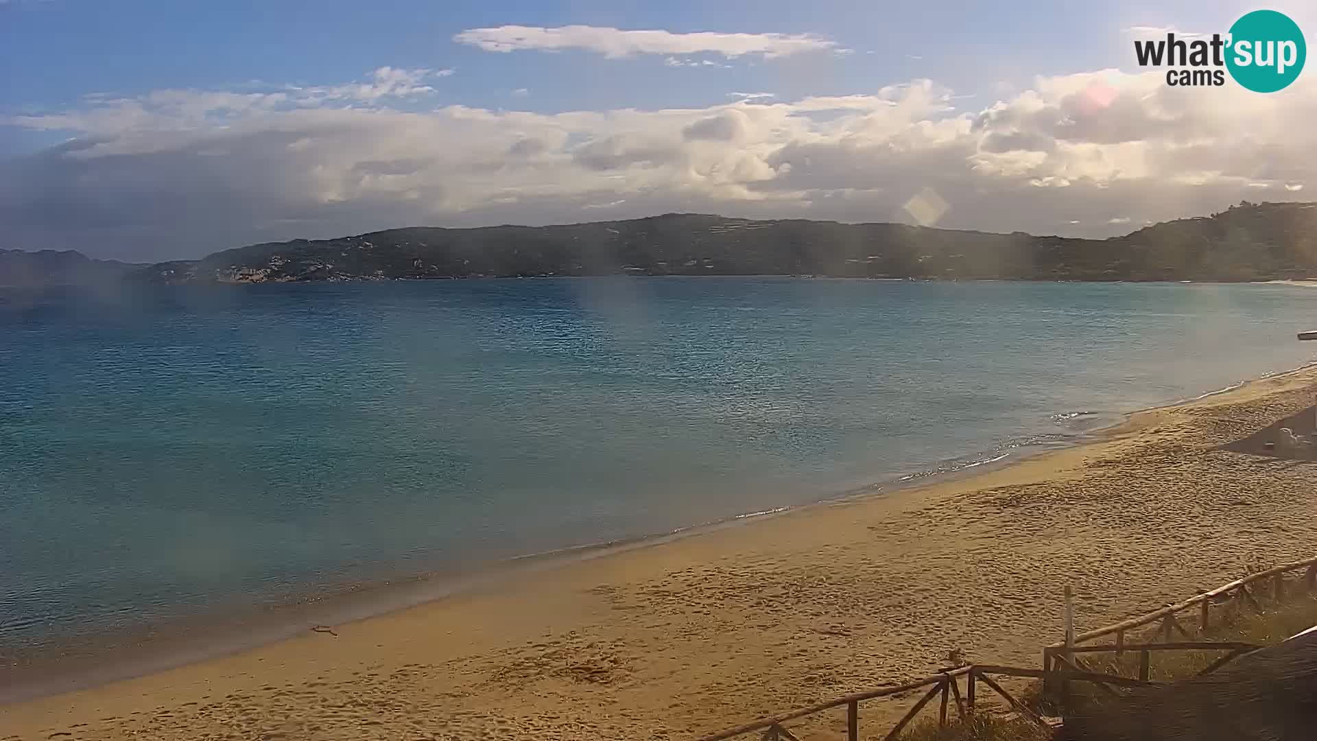 Live Webcam Loiri porto San Paolo – Porto Taverna Livecam Sardinien – Italien