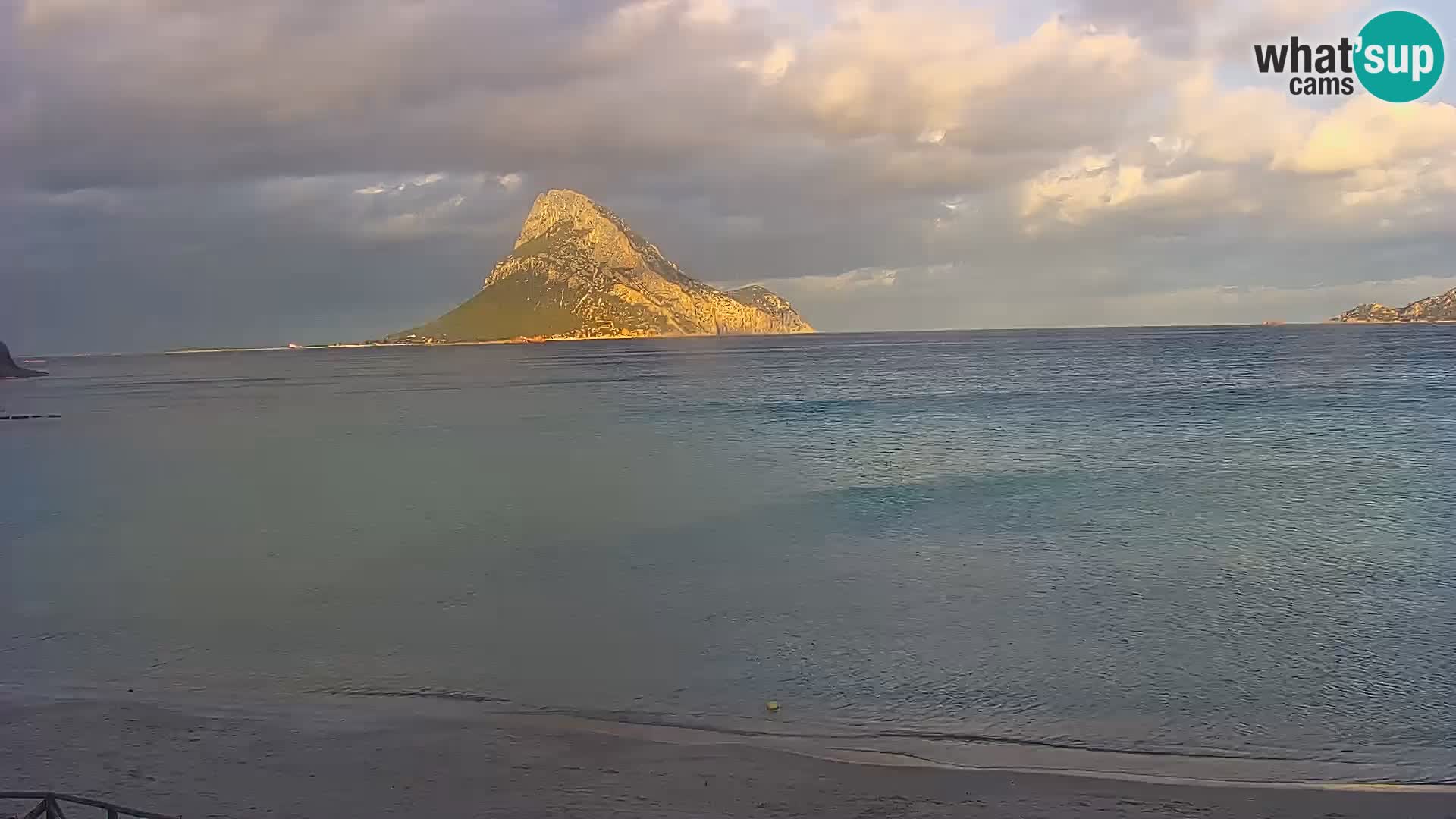 Live Webcam Loiri porto San Paolo – Porto Taverna Livecam Sardaigne – Italie