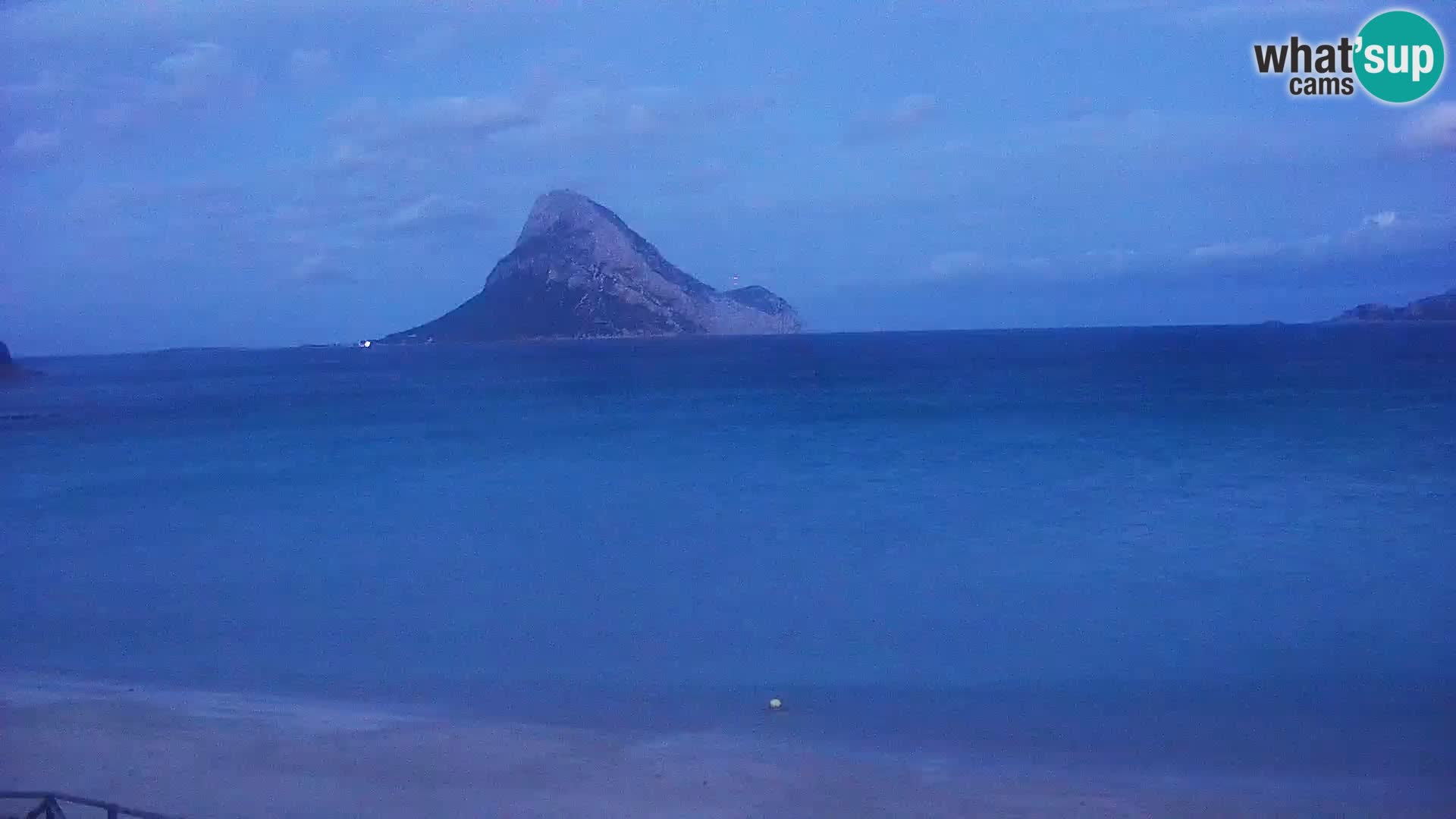 Spletna kamera Loiri porto San Paolo – Porto Taverna v živo Sardinija – Italija