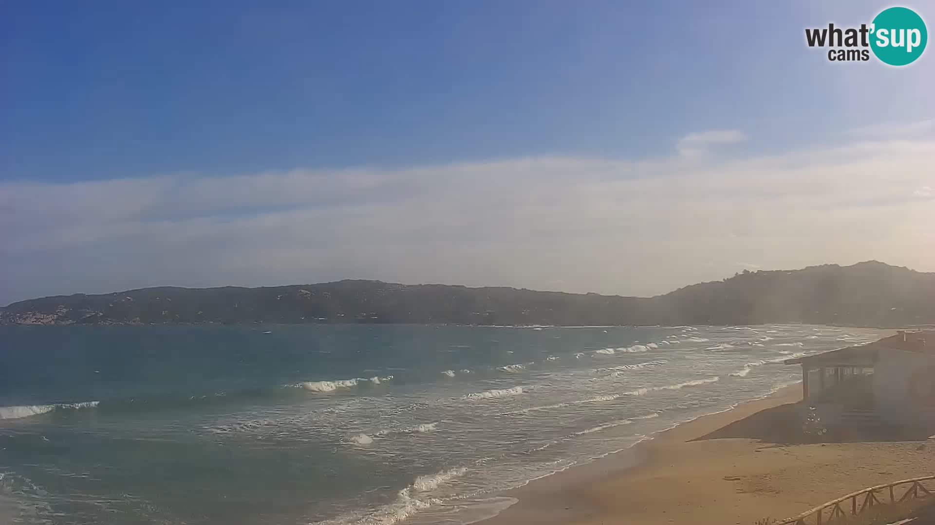 Spletna kamera Loiri porto San Paolo – Porto Taverna v živo Sardinija – Italija