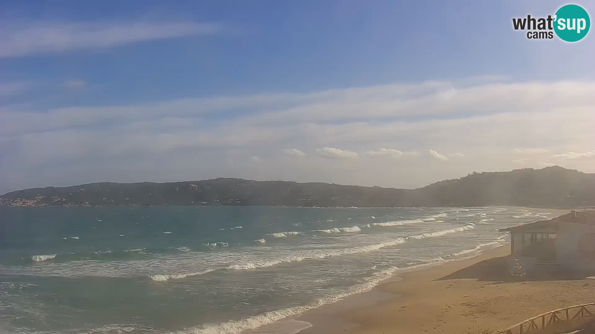 Spletna kamera Loiri porto San Paolo – Porto Taverna v živo Sardinija – Italija